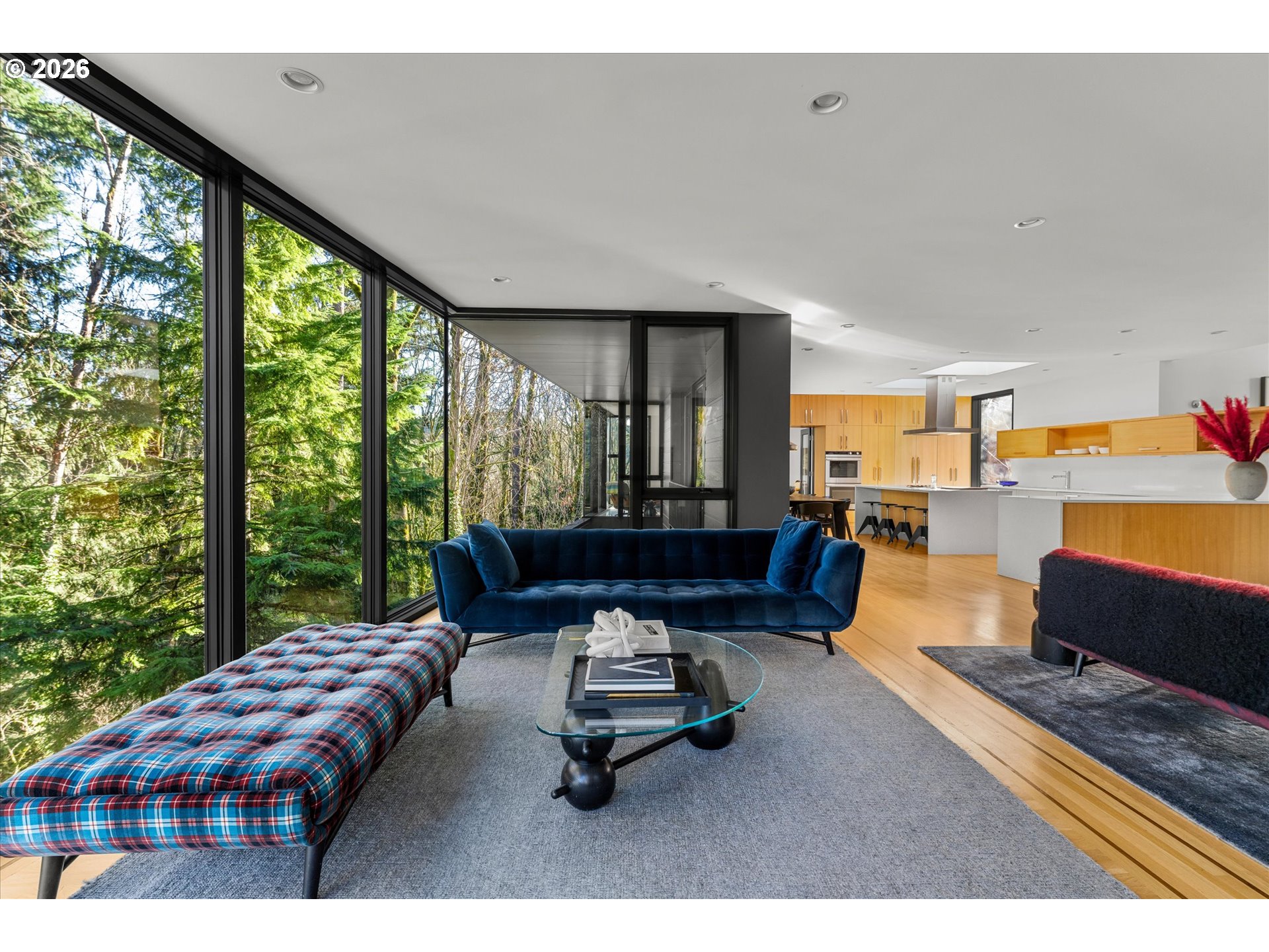 432 NW ROYAL BLVD