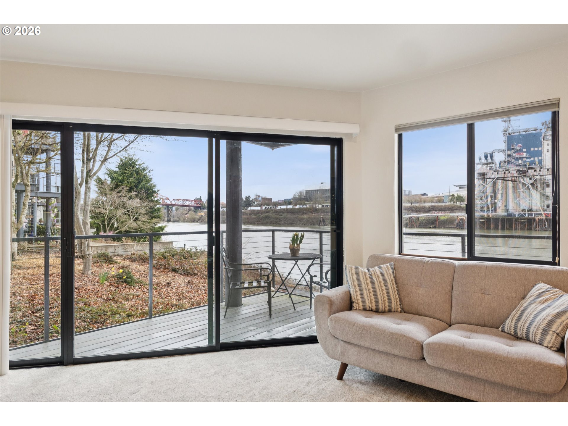 620 NW NAITO PKWY B7