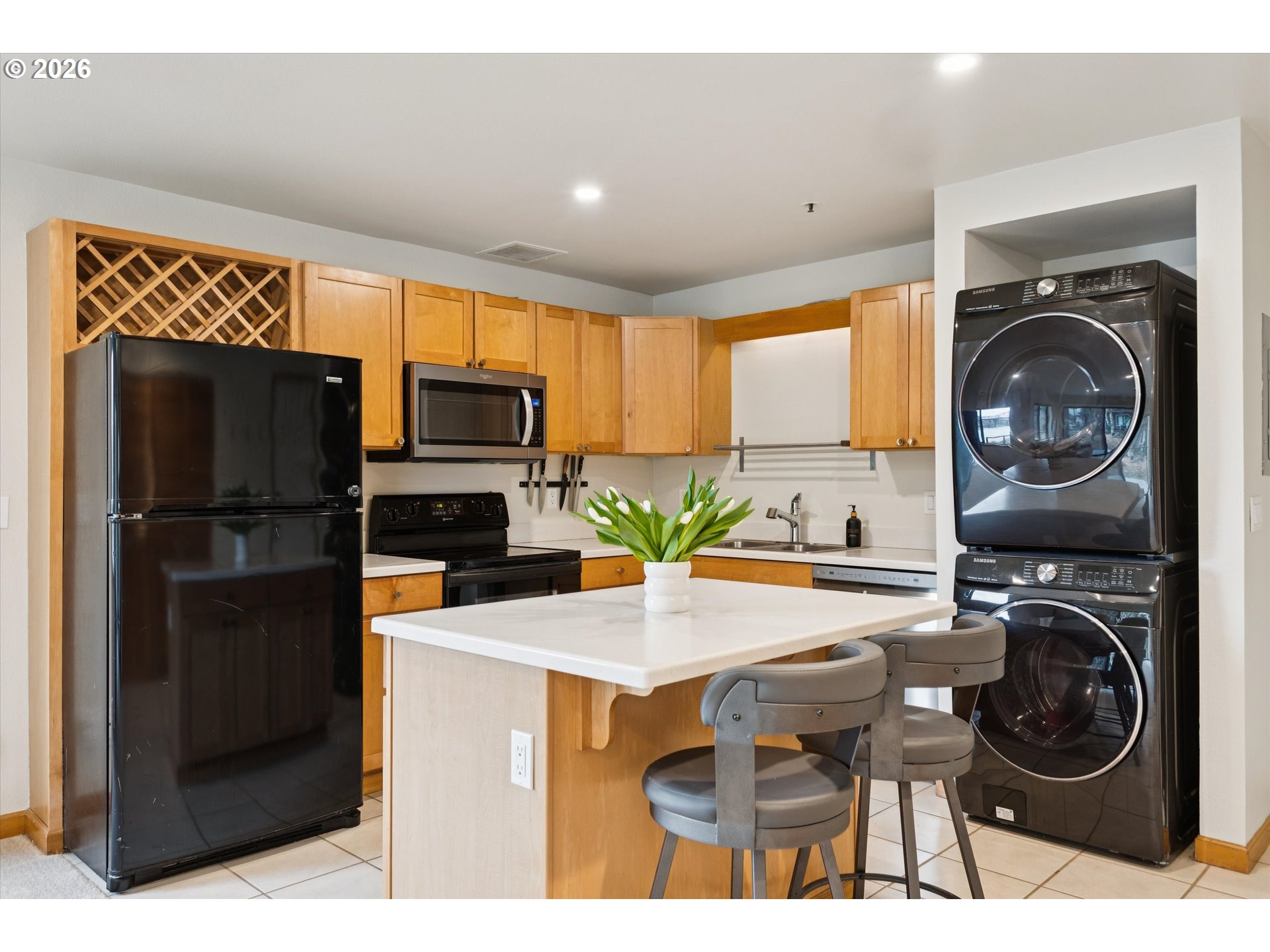 620 NW NAITO PKWY B7