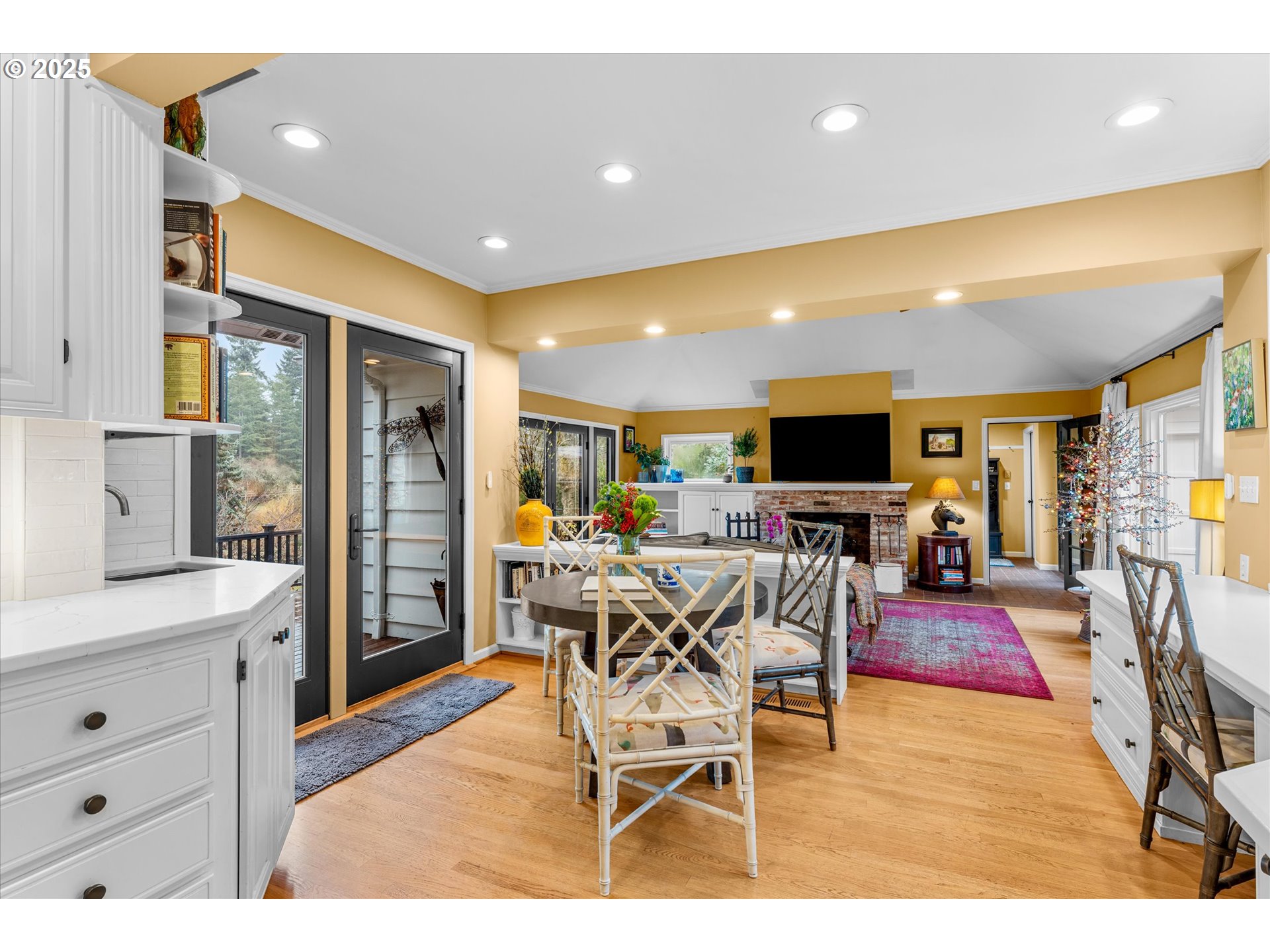 1250 SW ENGLEWOOD DR