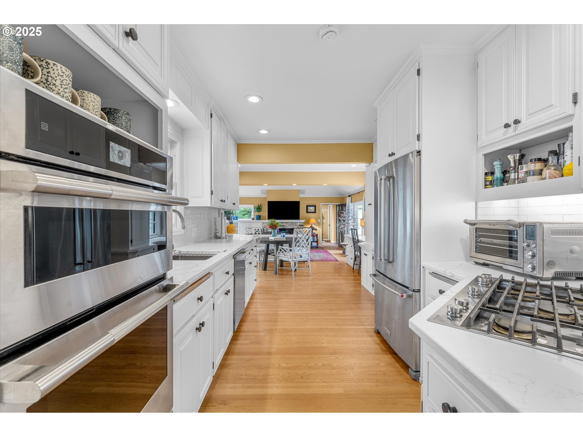 1250 SW ENGLEWOOD DR