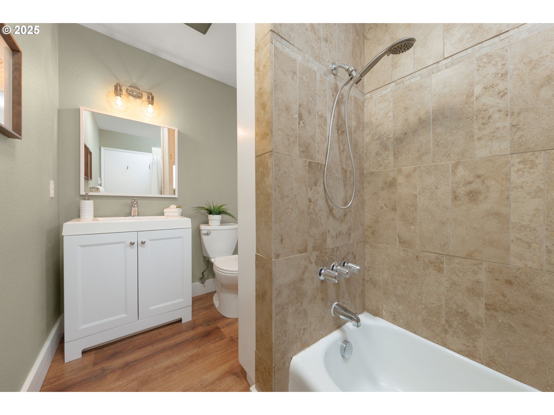 5005 SW MITCHELL ST 3