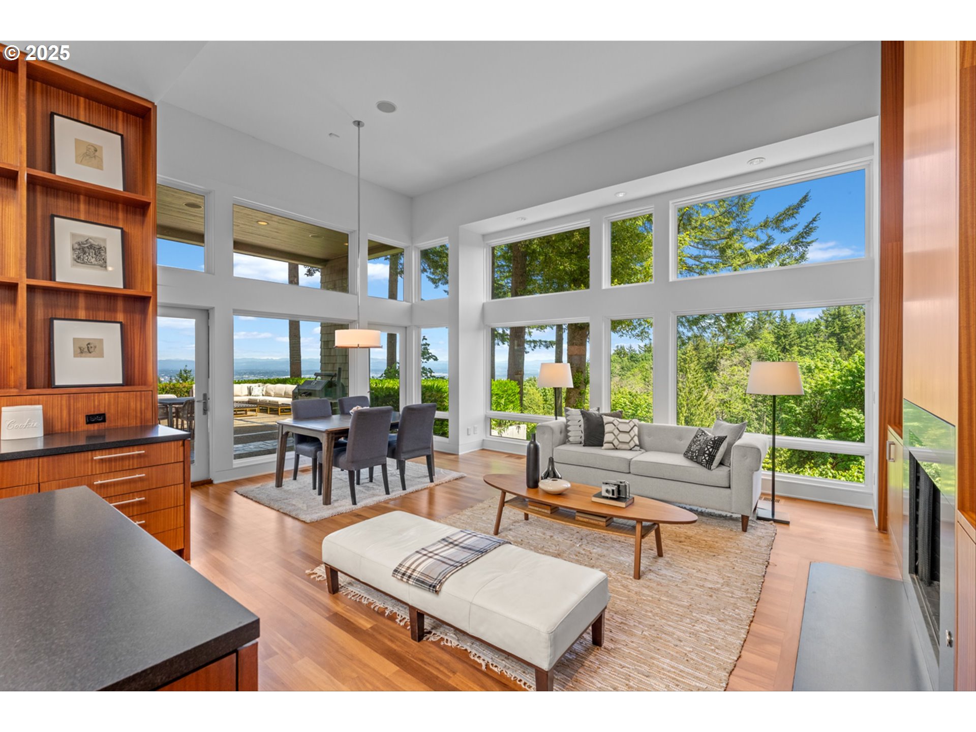 4140 NW THUNDER CREST RD