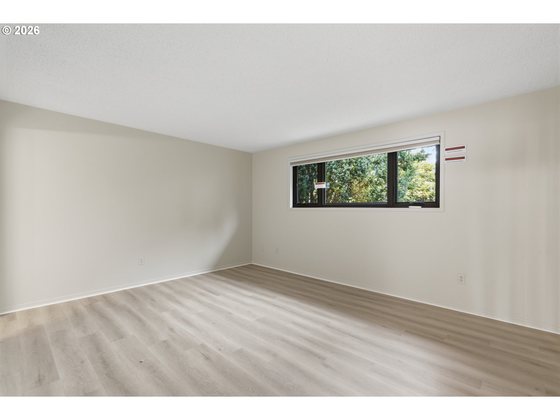 9 BRITTEN CT