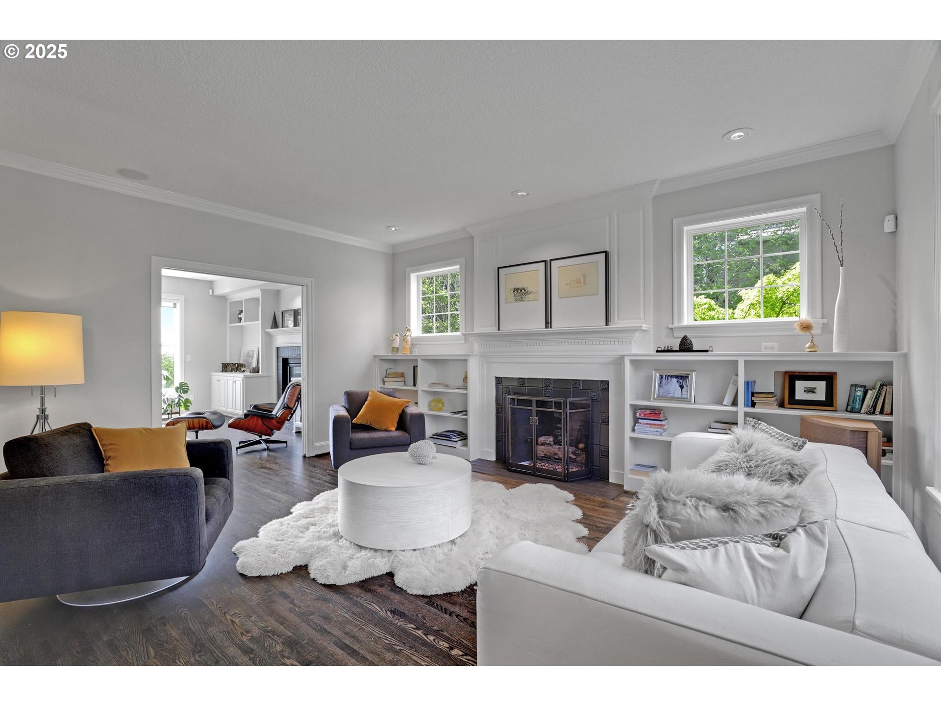 1811 NW ROSEFINCH LN