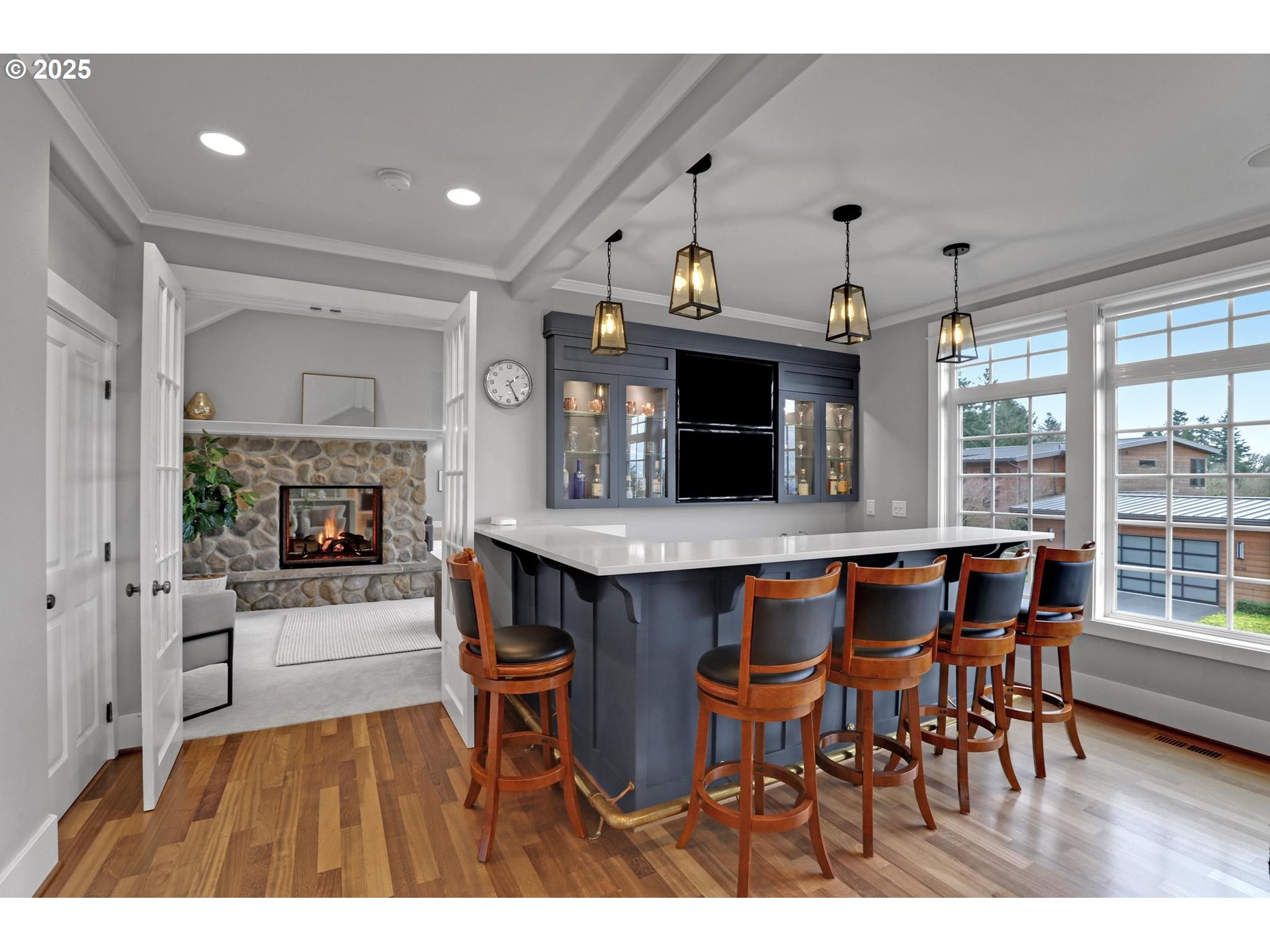 8711 NW TERRACEVIEW CT