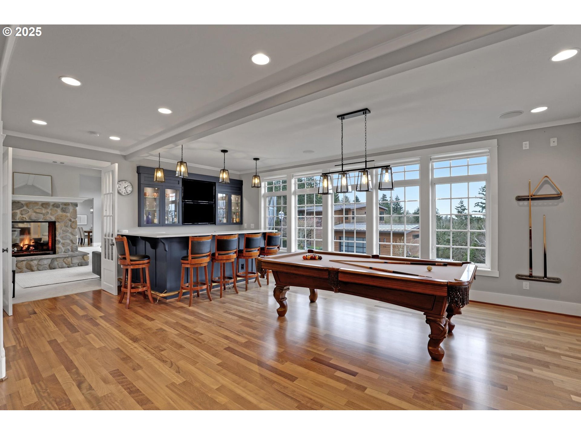 8711 NW TERRACEVIEW CT