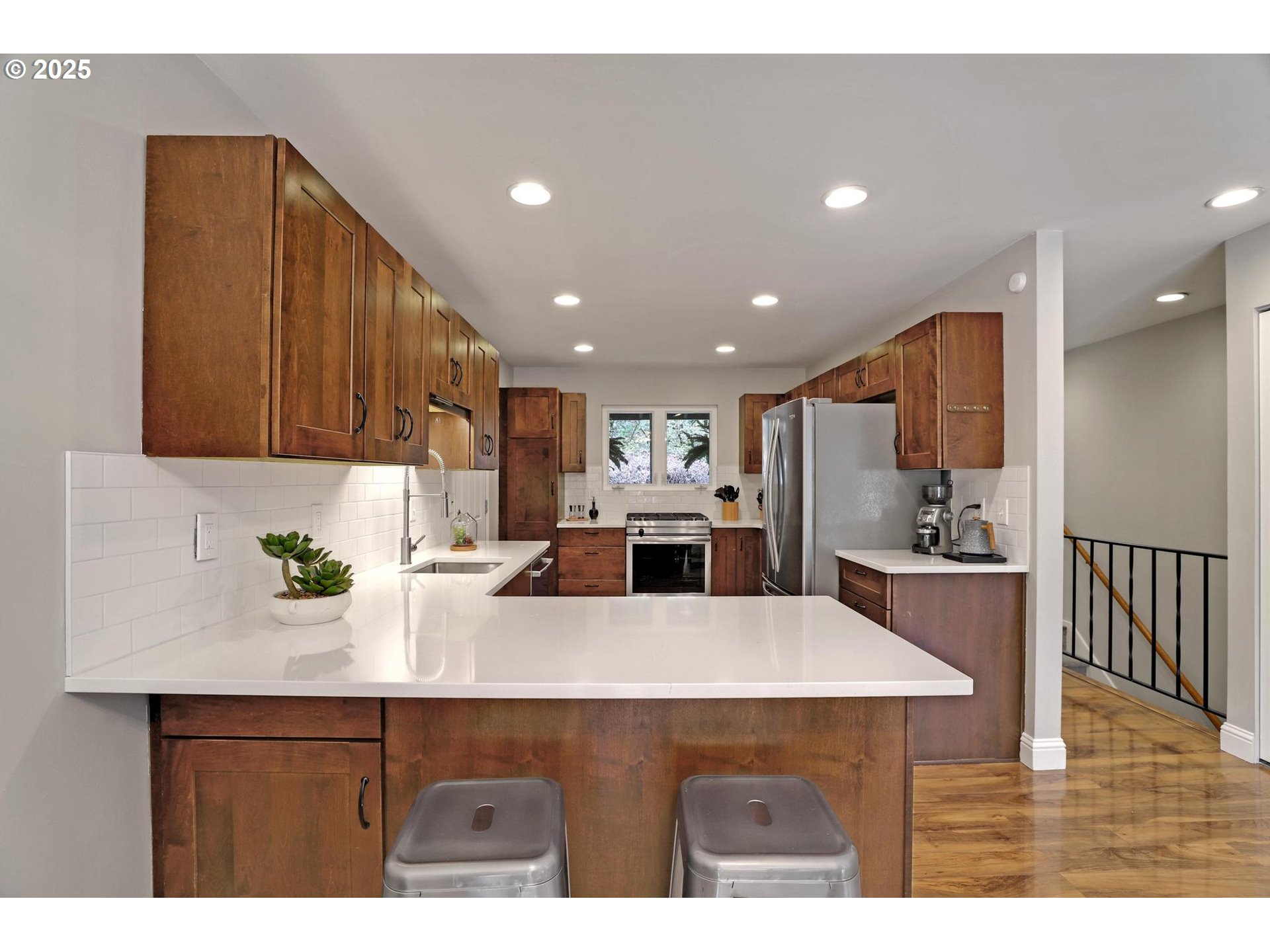 10380 SW WASHINGTON ST