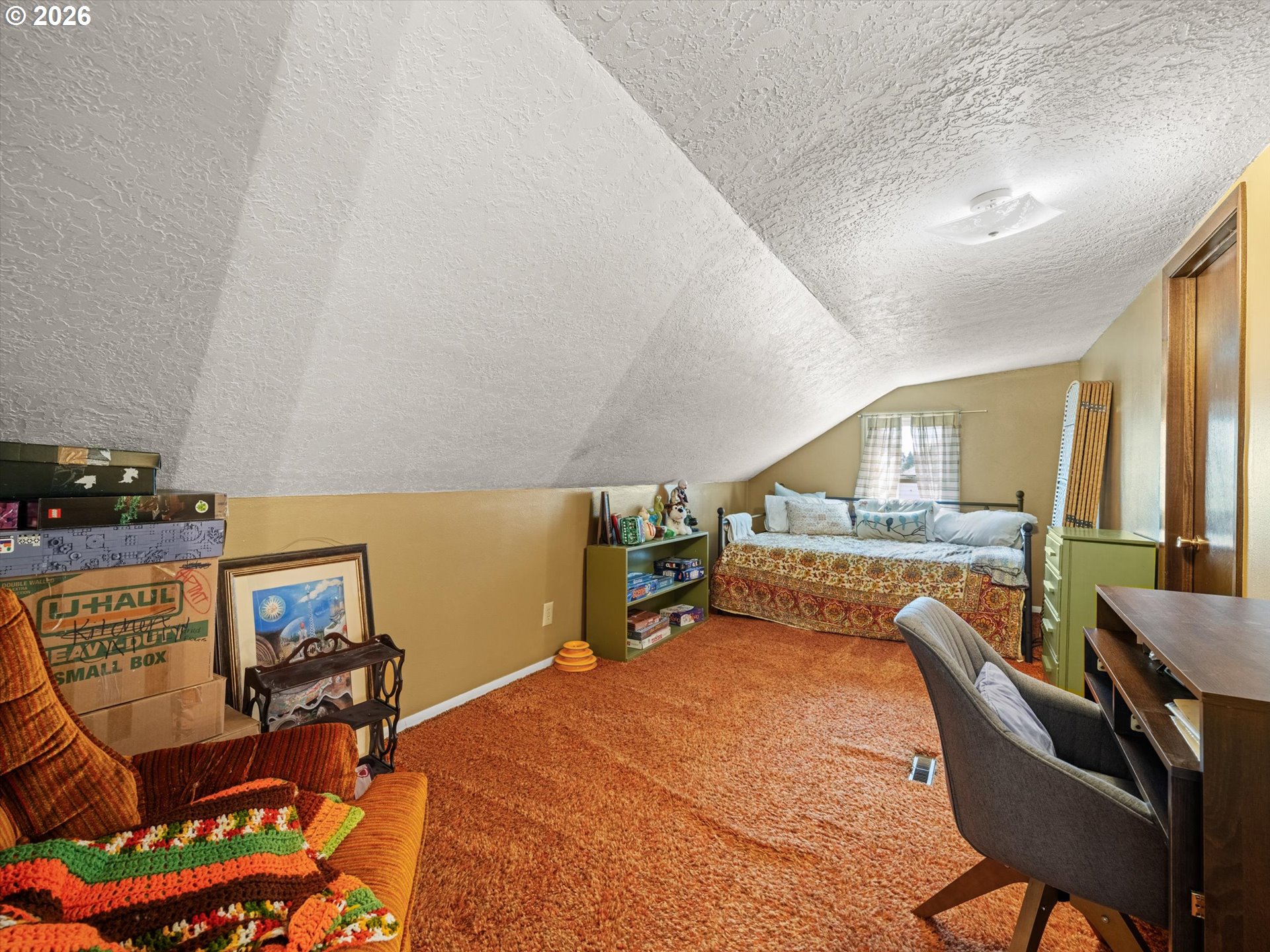 21635 WILLAMETTE DR