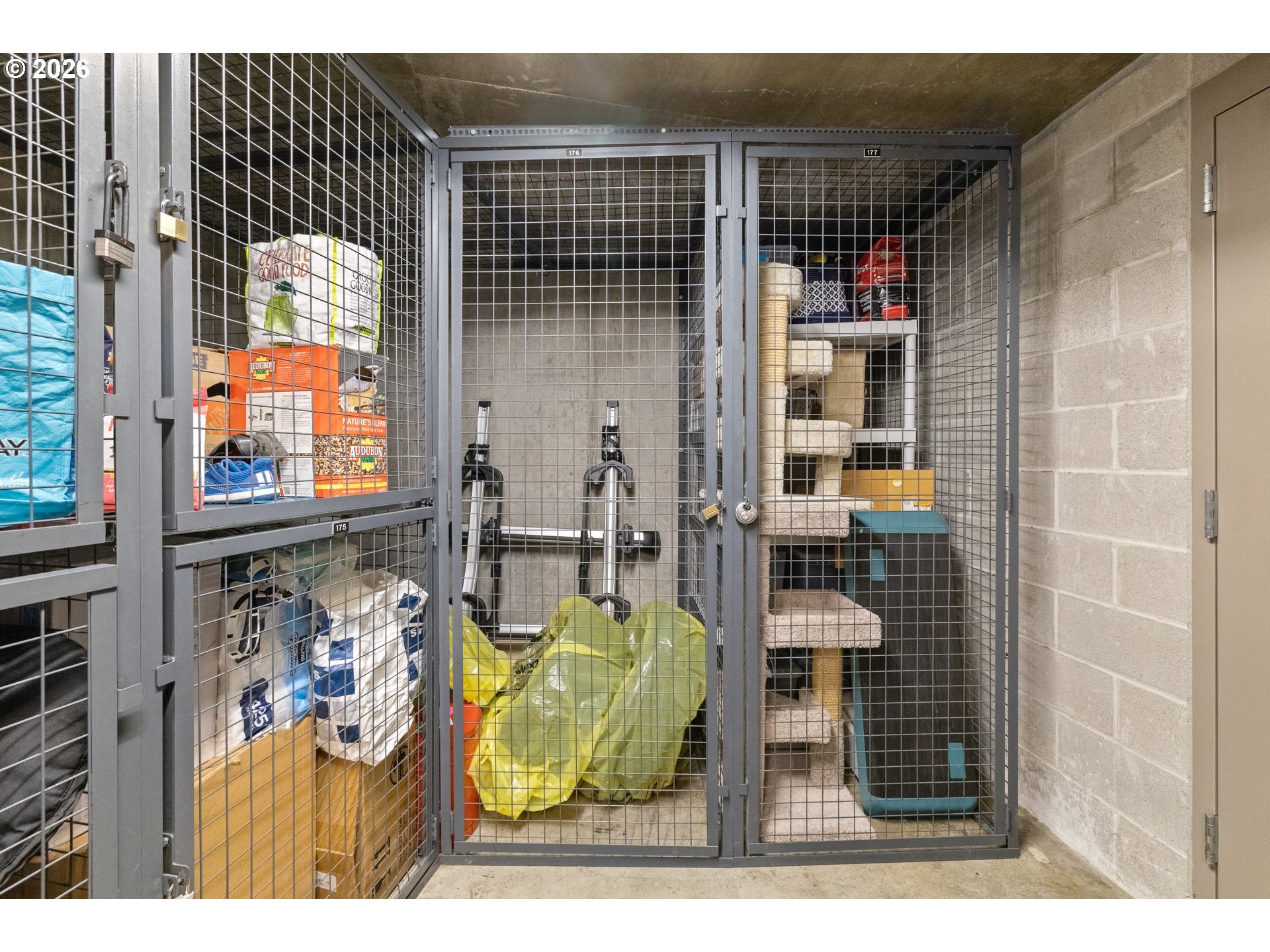 949 NW OVERTON ST 301