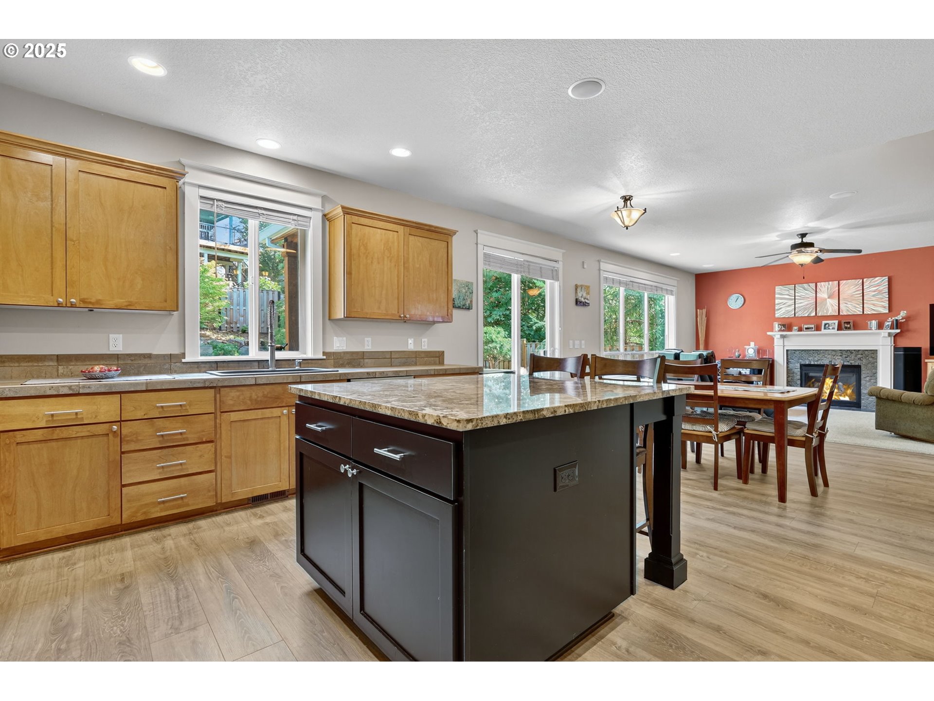 16514 OAKTREE TER