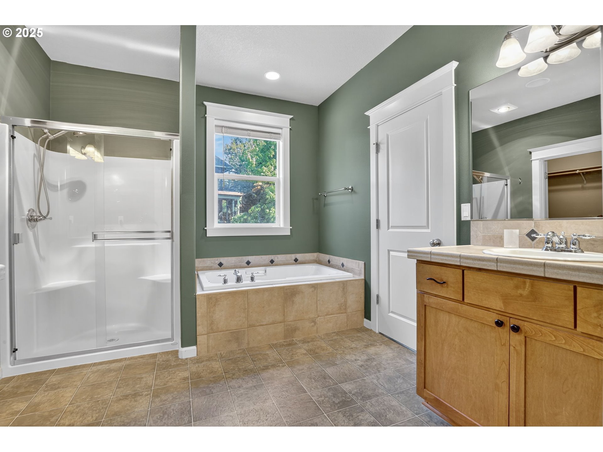 16514 OAKTREE TER