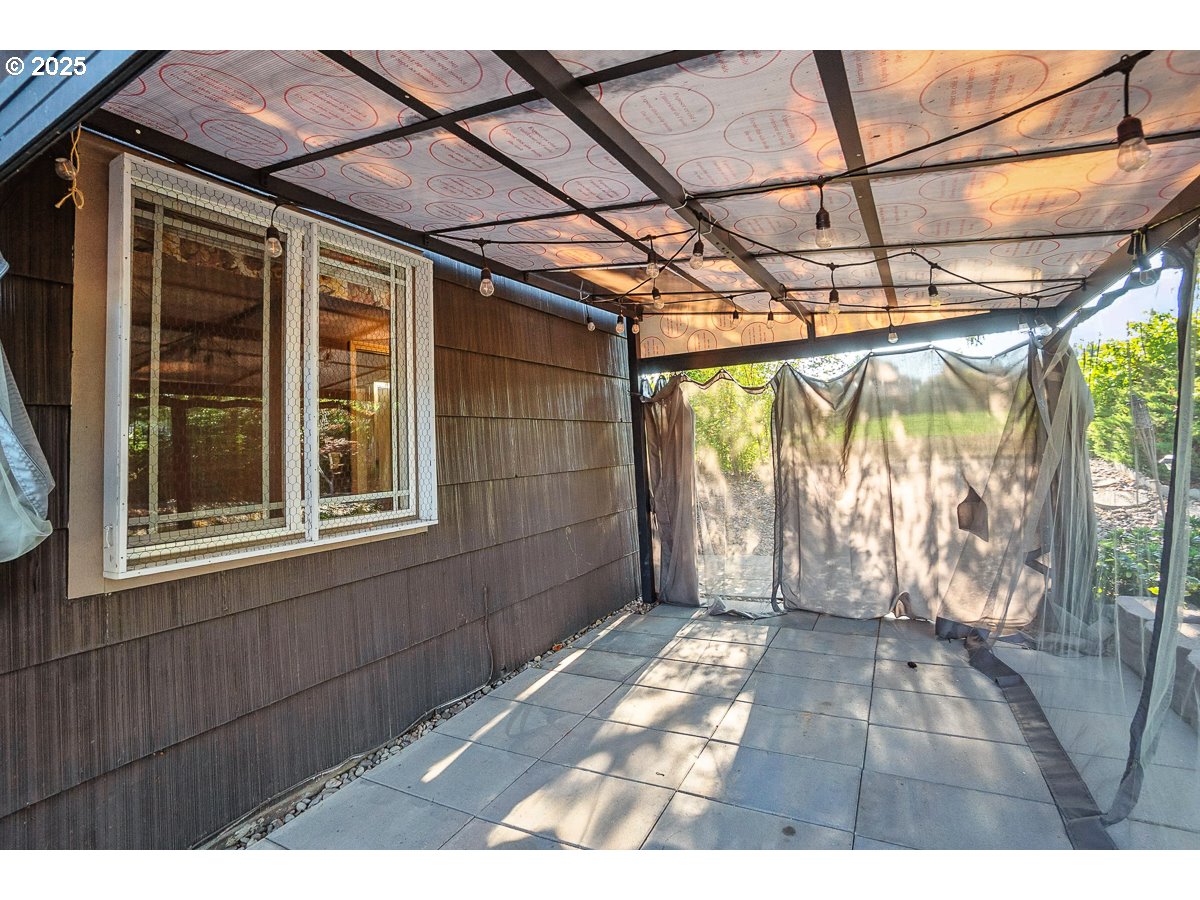 16175 SW ROYALTY PKWY