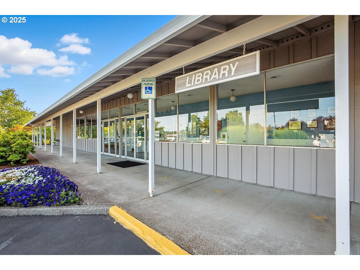 16175 SW ROYALTY PKWY