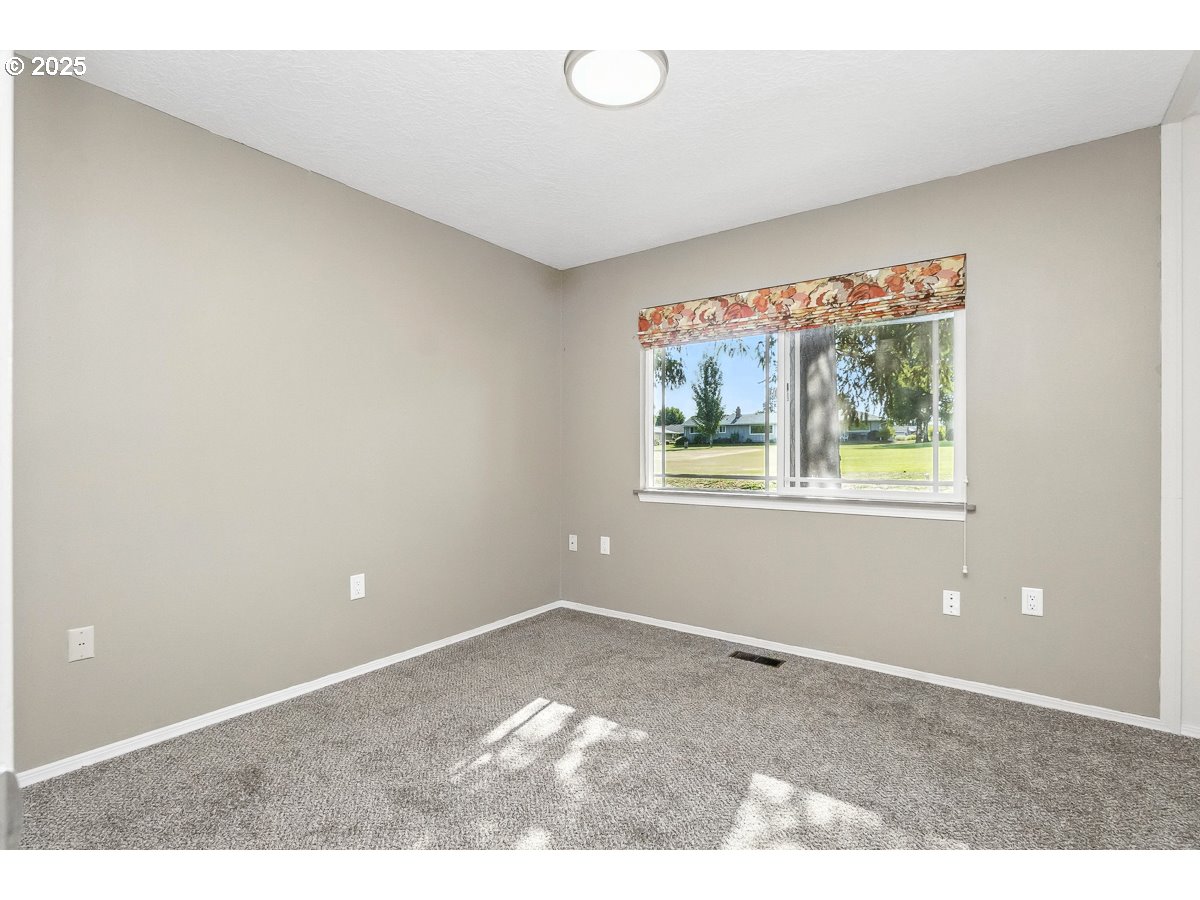 16175 SW ROYALTY PKWY