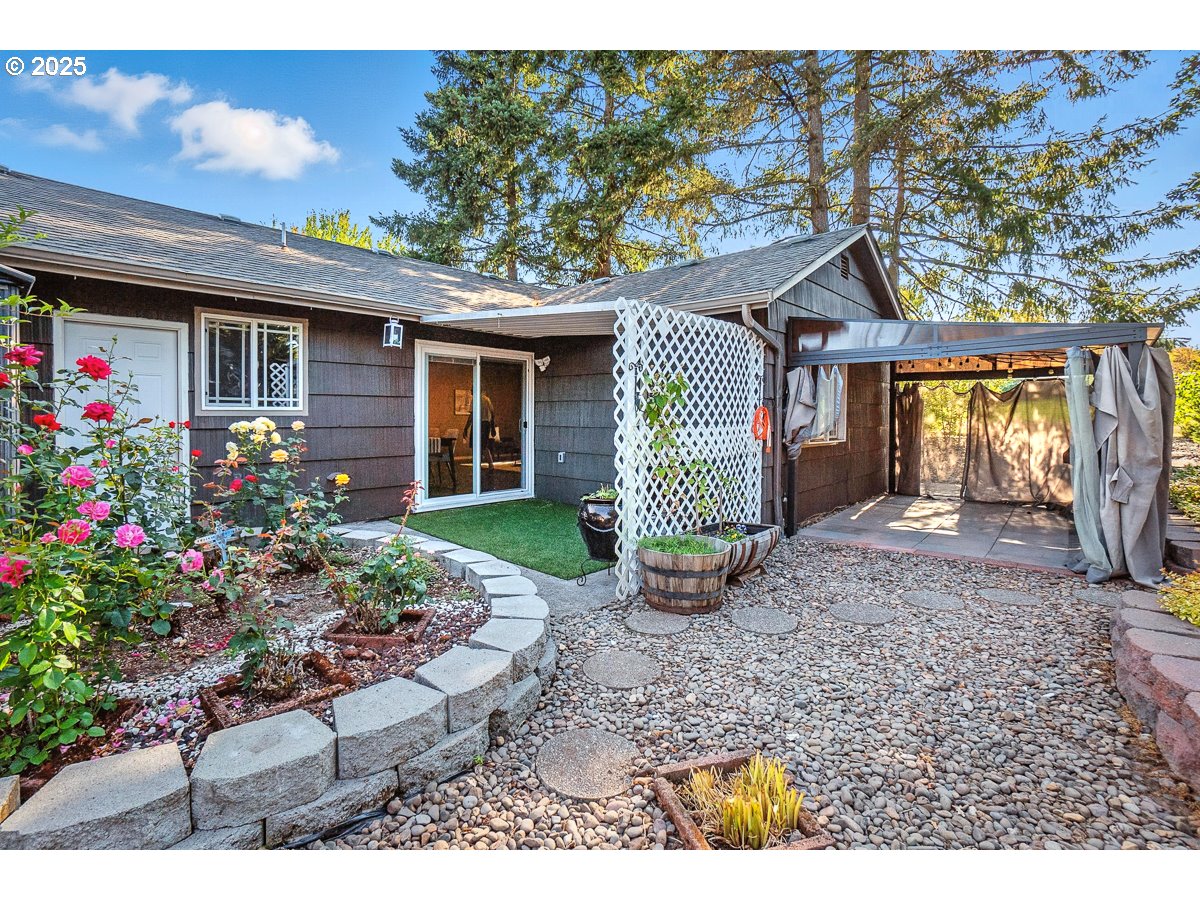 16175 SW ROYALTY PKWY