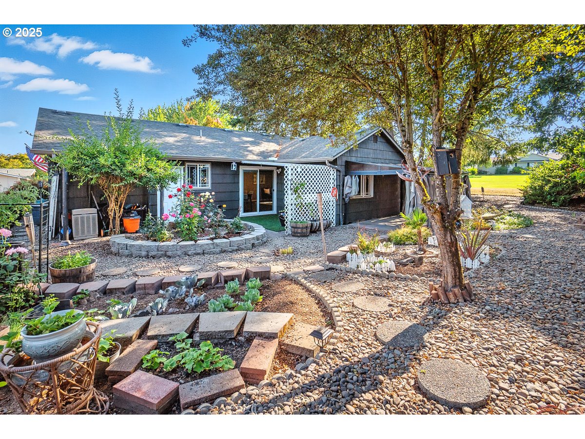 16175 SW ROYALTY PKWY