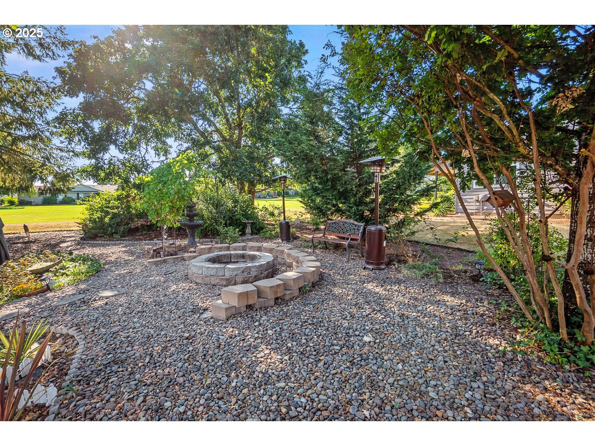 16175 SW ROYALTY PKWY