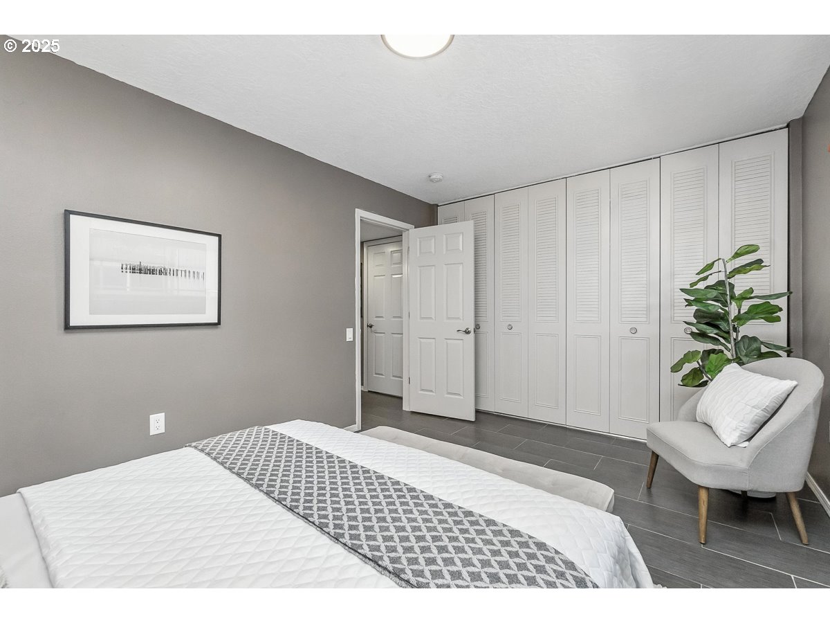 16175 SW ROYALTY PKWY