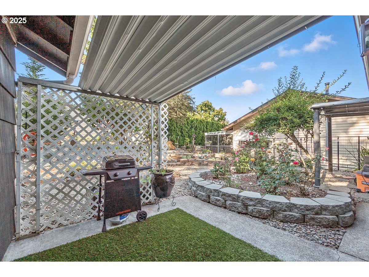 16175 SW ROYALTY PKWY