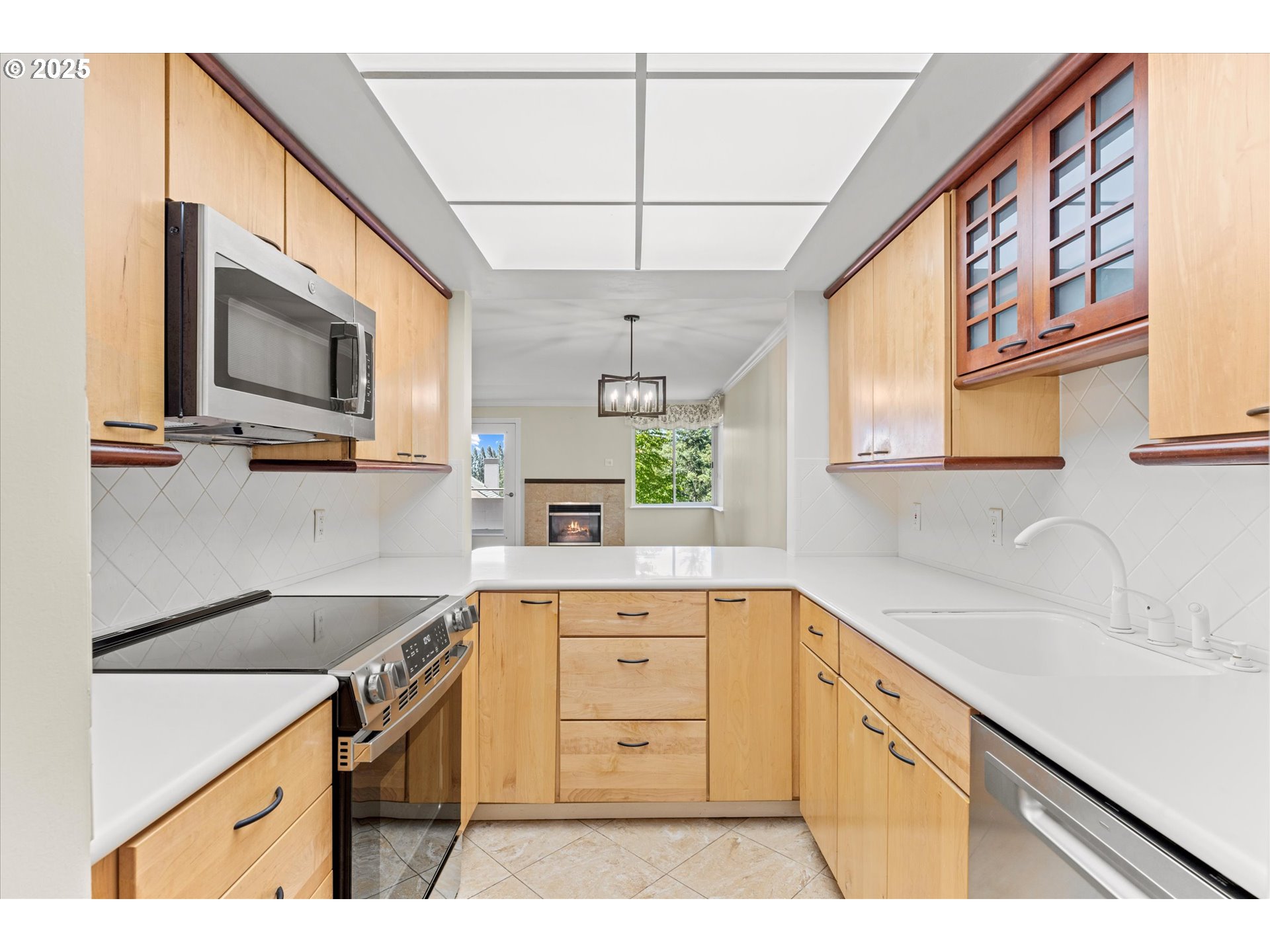 6665 W BURNSIDE RD 438, Portland Unit: 438