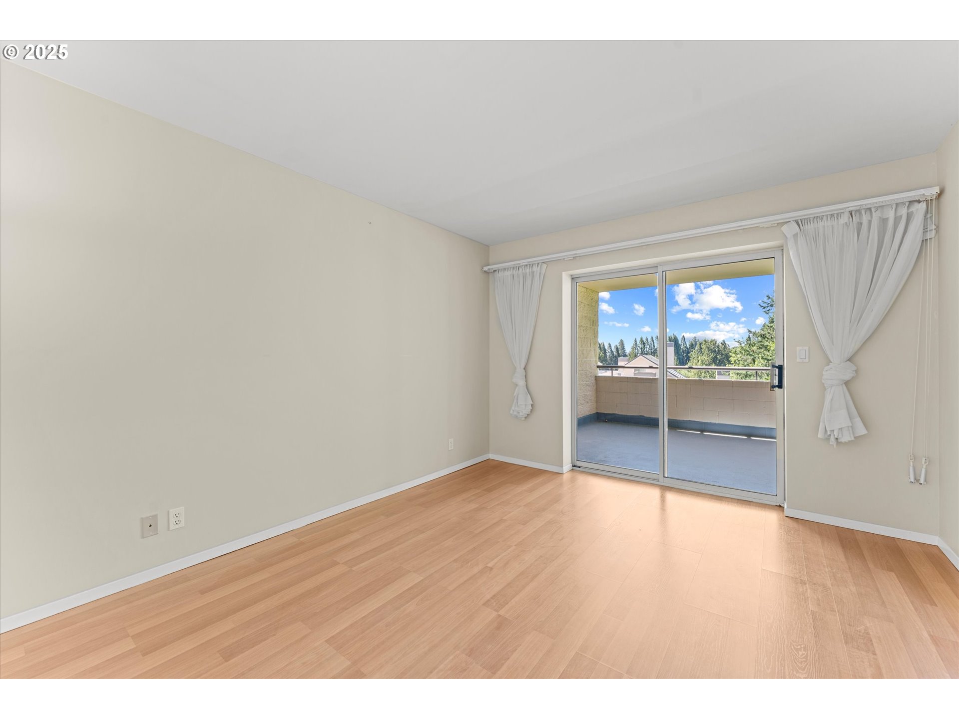 6665 W BURNSIDE RD 438, Portland Unit: 438