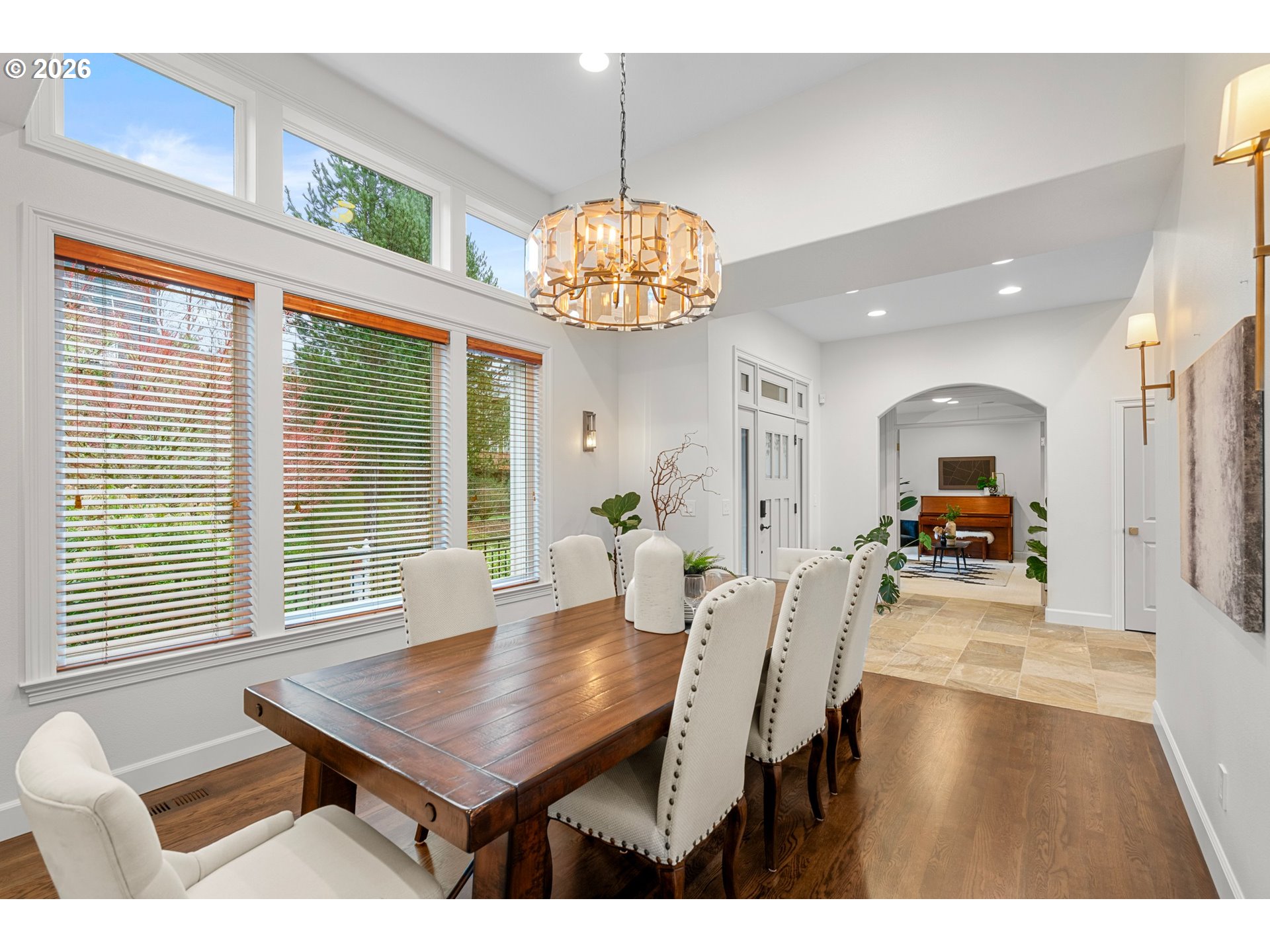 1811 NW CEDAR RIDGE DR