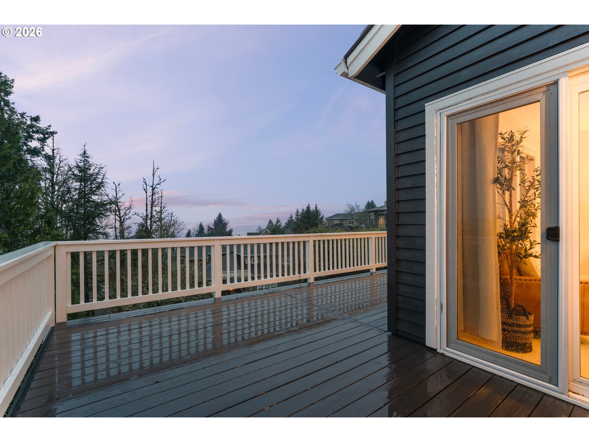 1811 NW CEDAR RIDGE DR