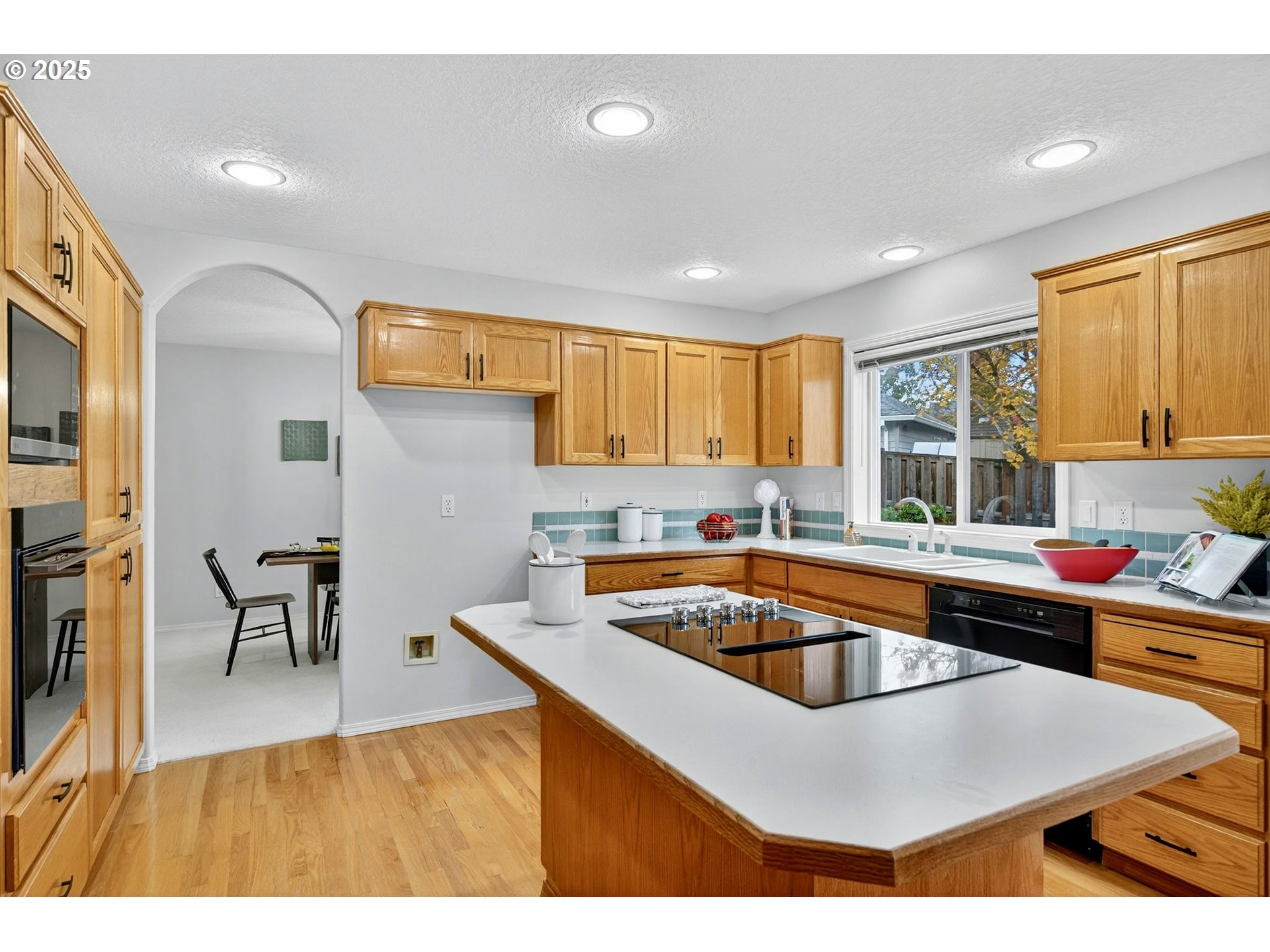 6889 SW HOLLYBROOK CT