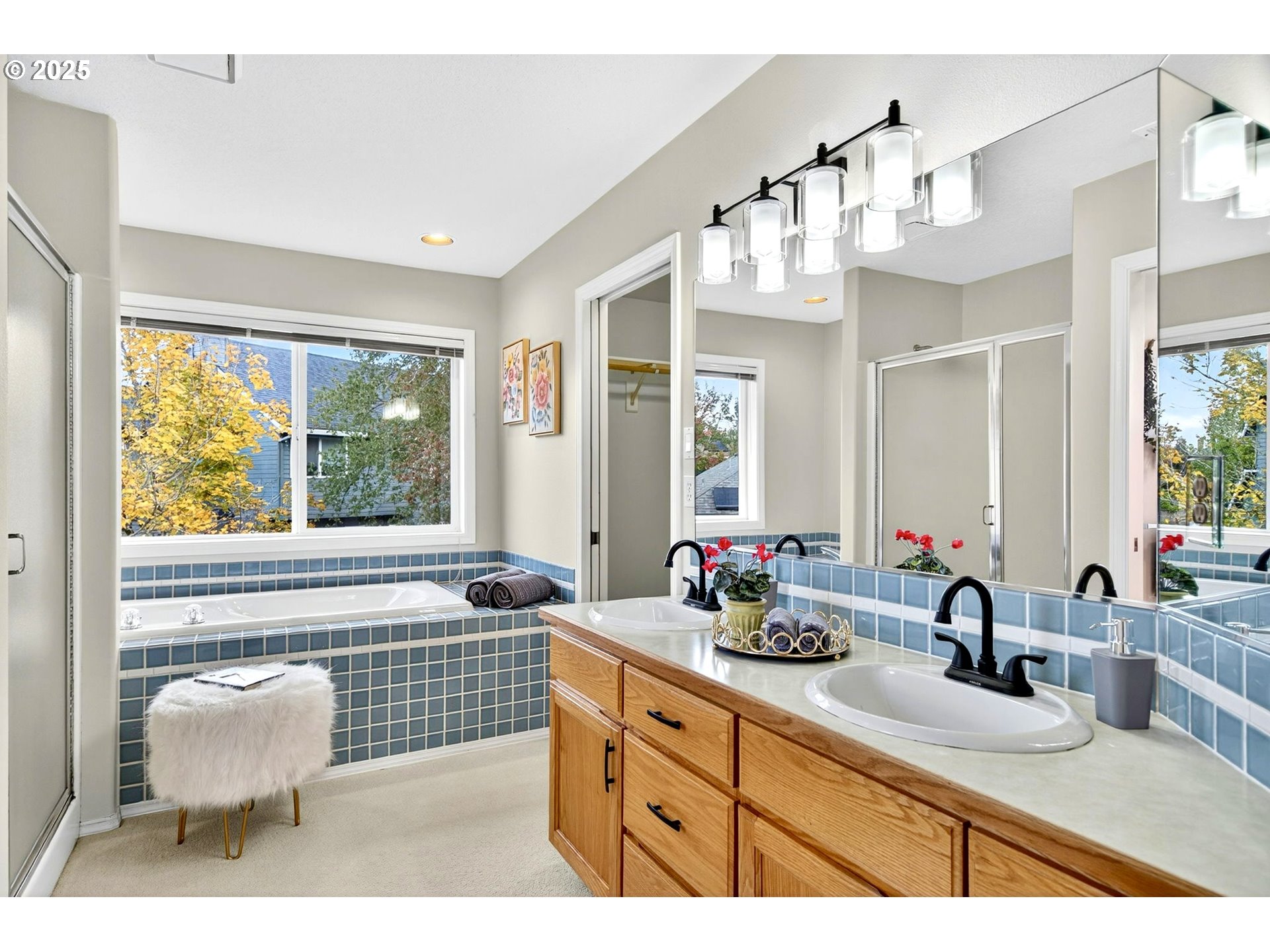 6889 SW HOLLYBROOK CT