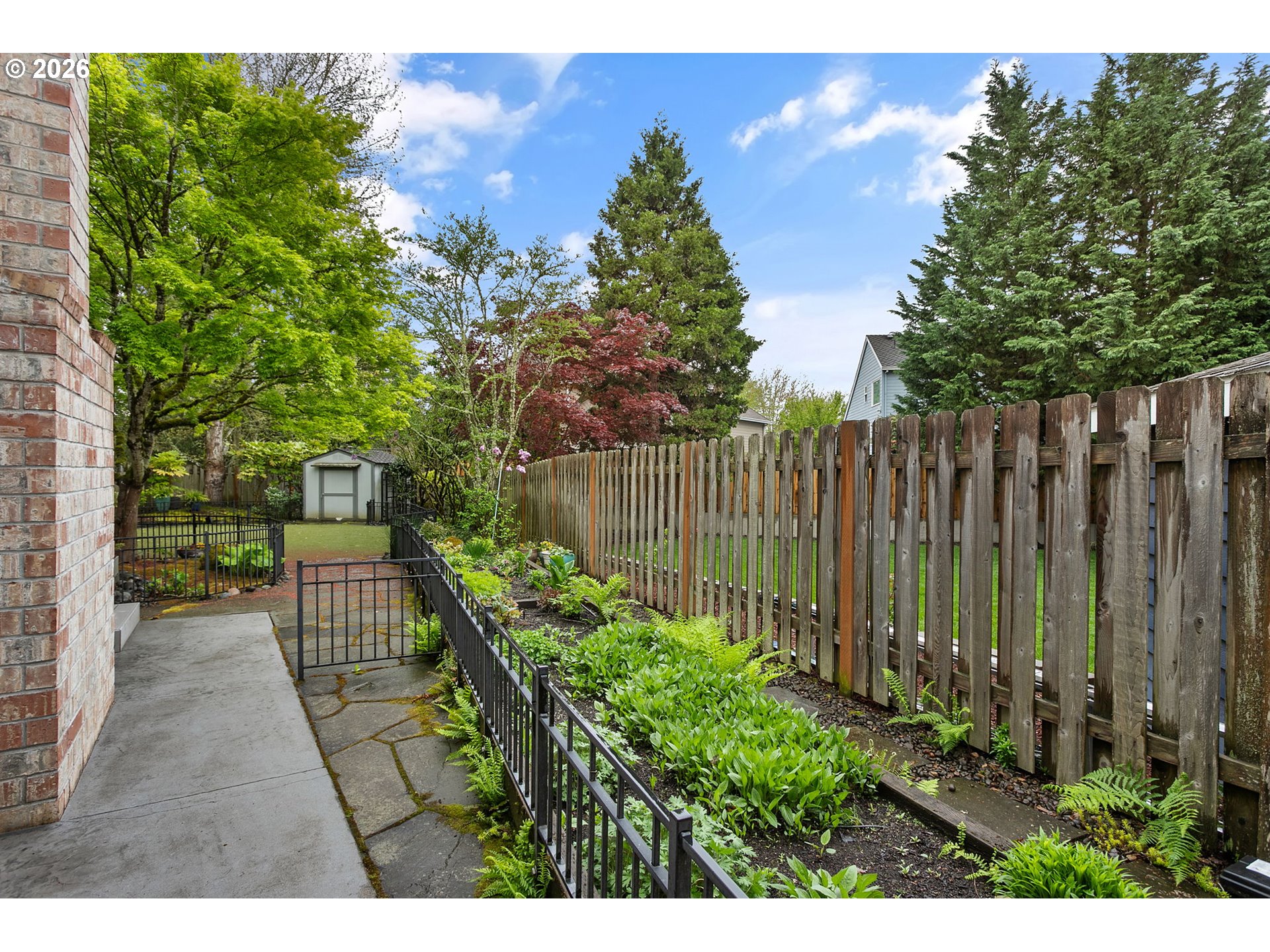 17932 NW LONE ROCK DR