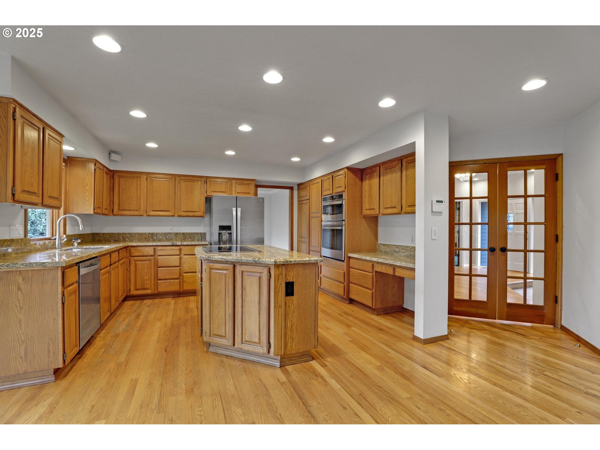 12720 NW CREEKSIDE DR