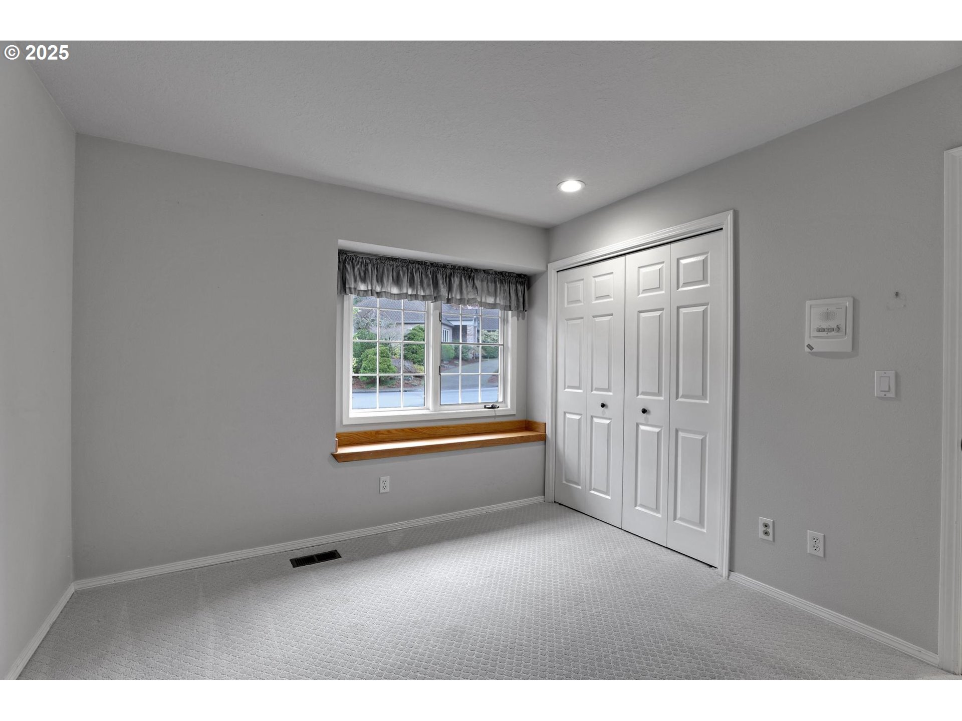 12720 NW CREEKSIDE DR