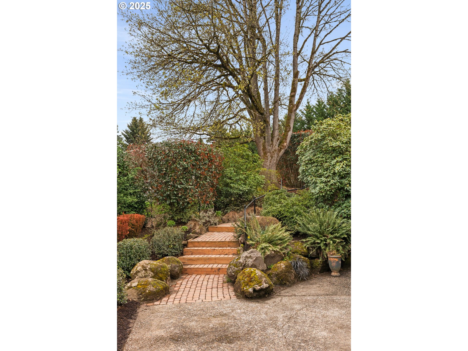 7845 SW MILLER HILL RD