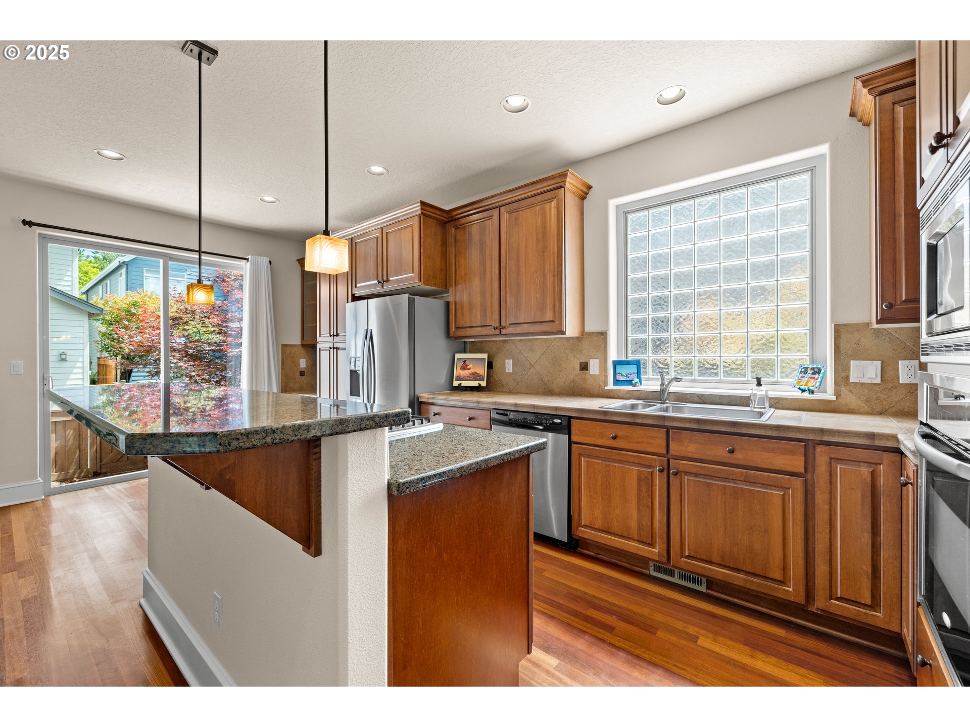 17292 SW MONTAGUE WAY