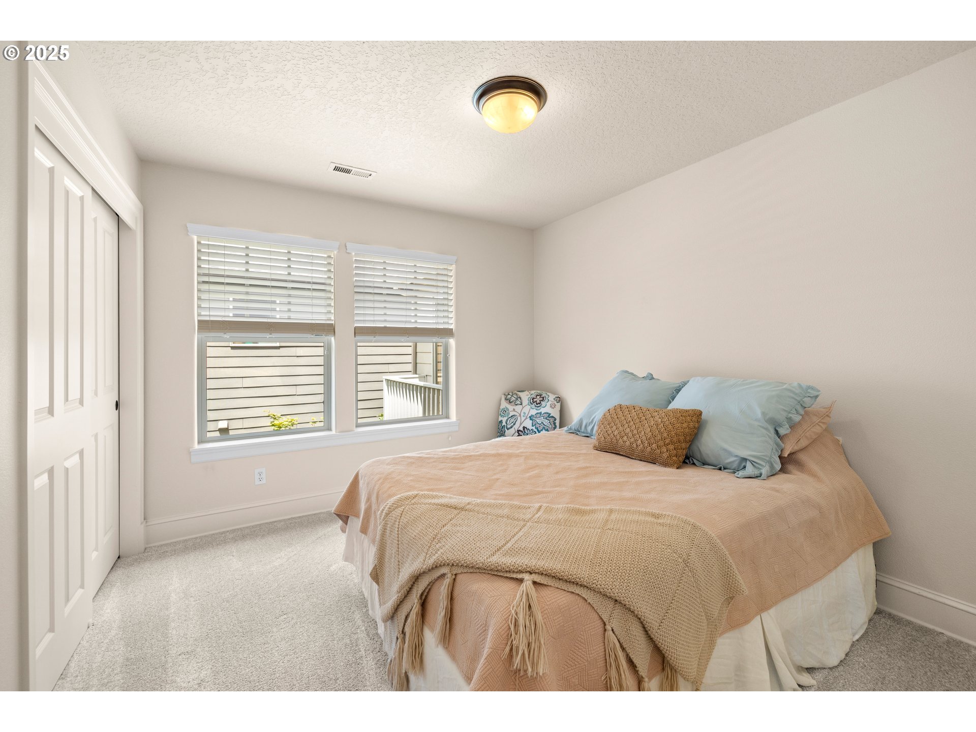 17292 SW MONTAGUE WAY