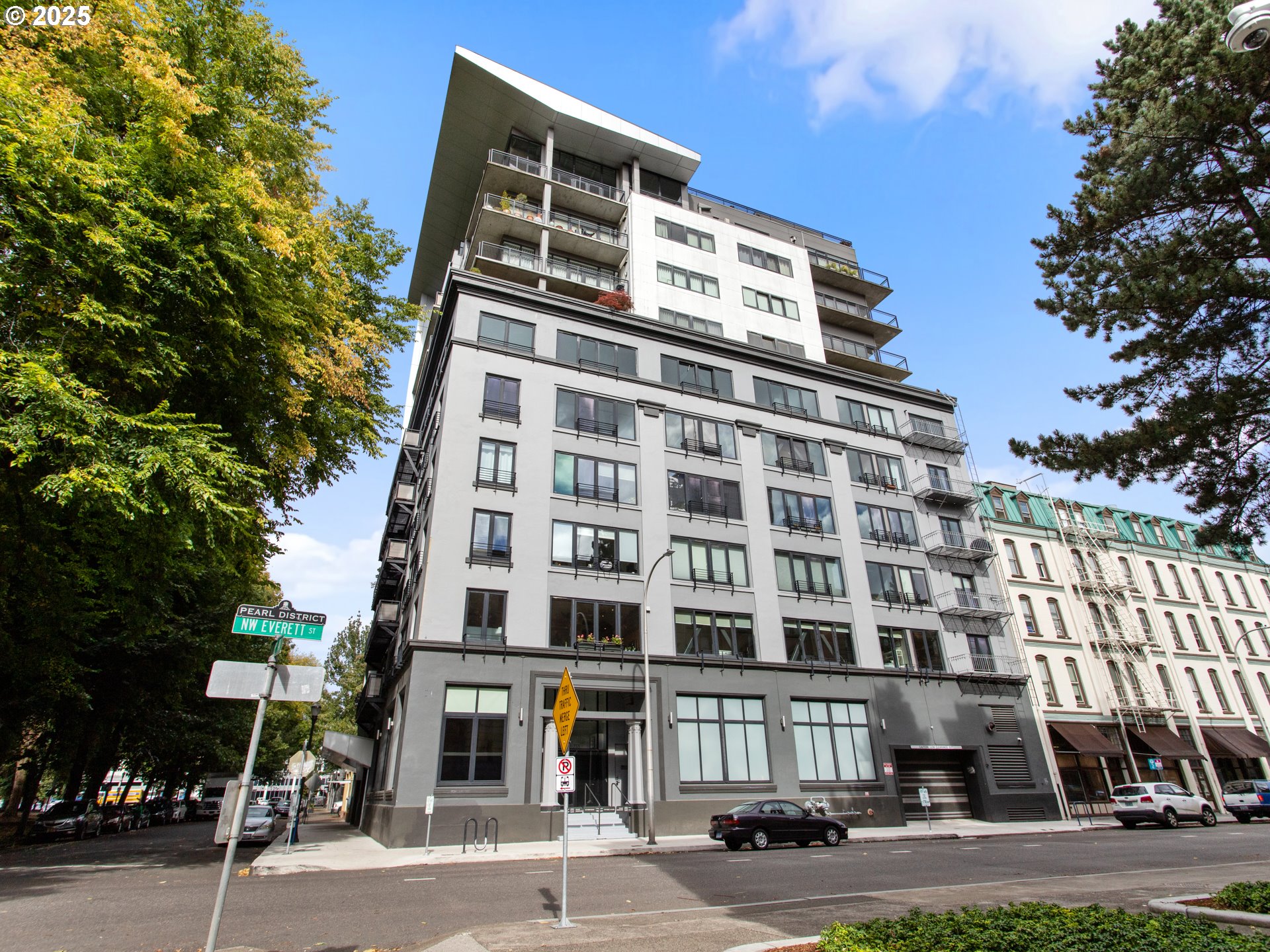 300 NW 8TH AVE 903-5