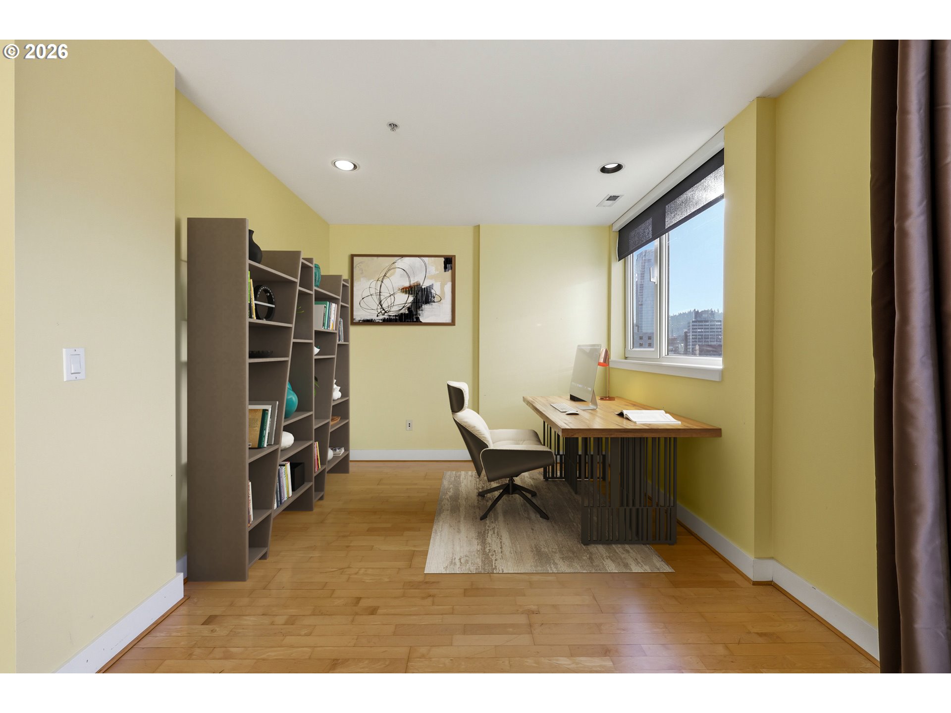 300 NW 8TH AVE 903-5