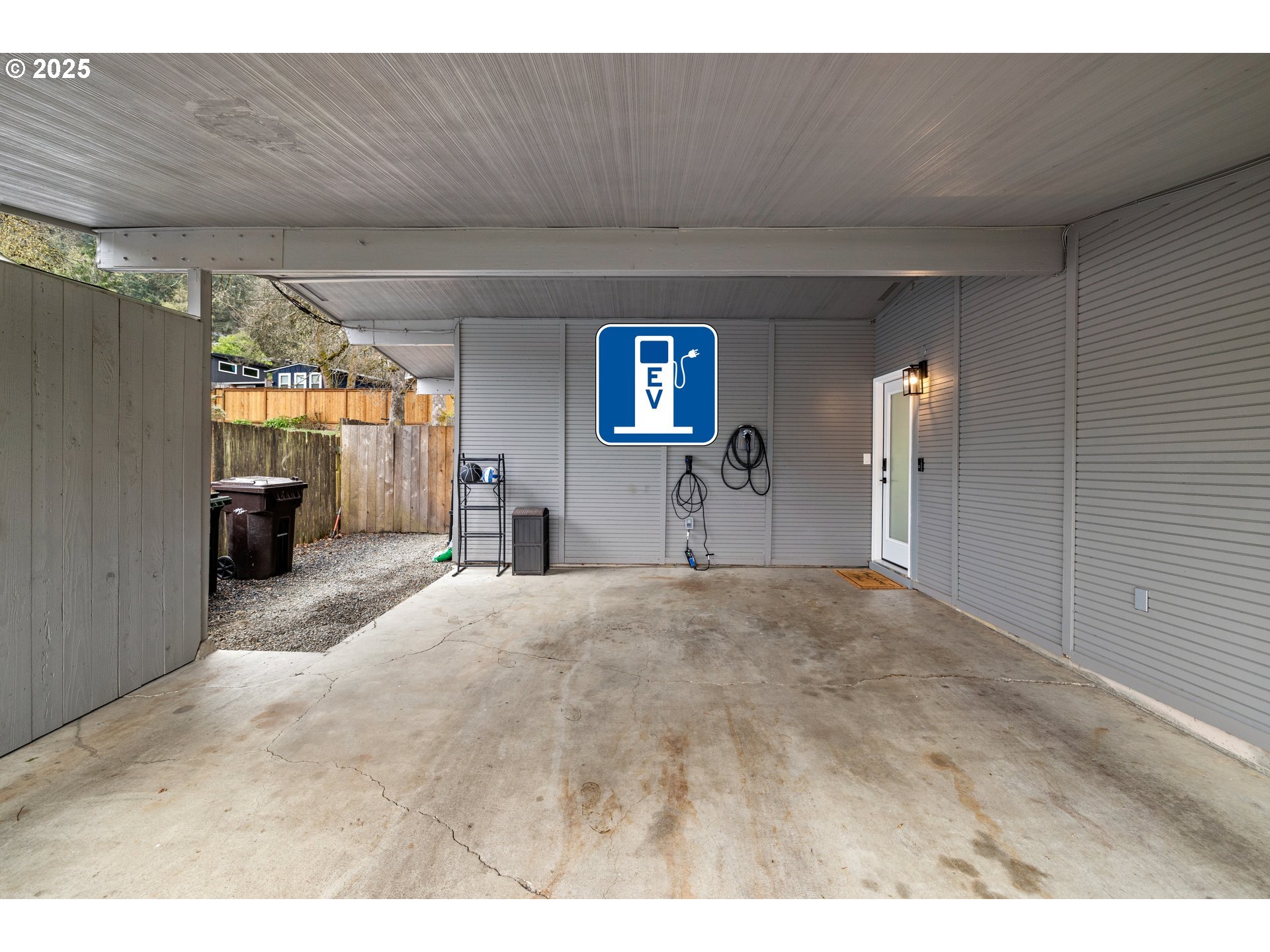 19983 WHITE CLOUD CIR