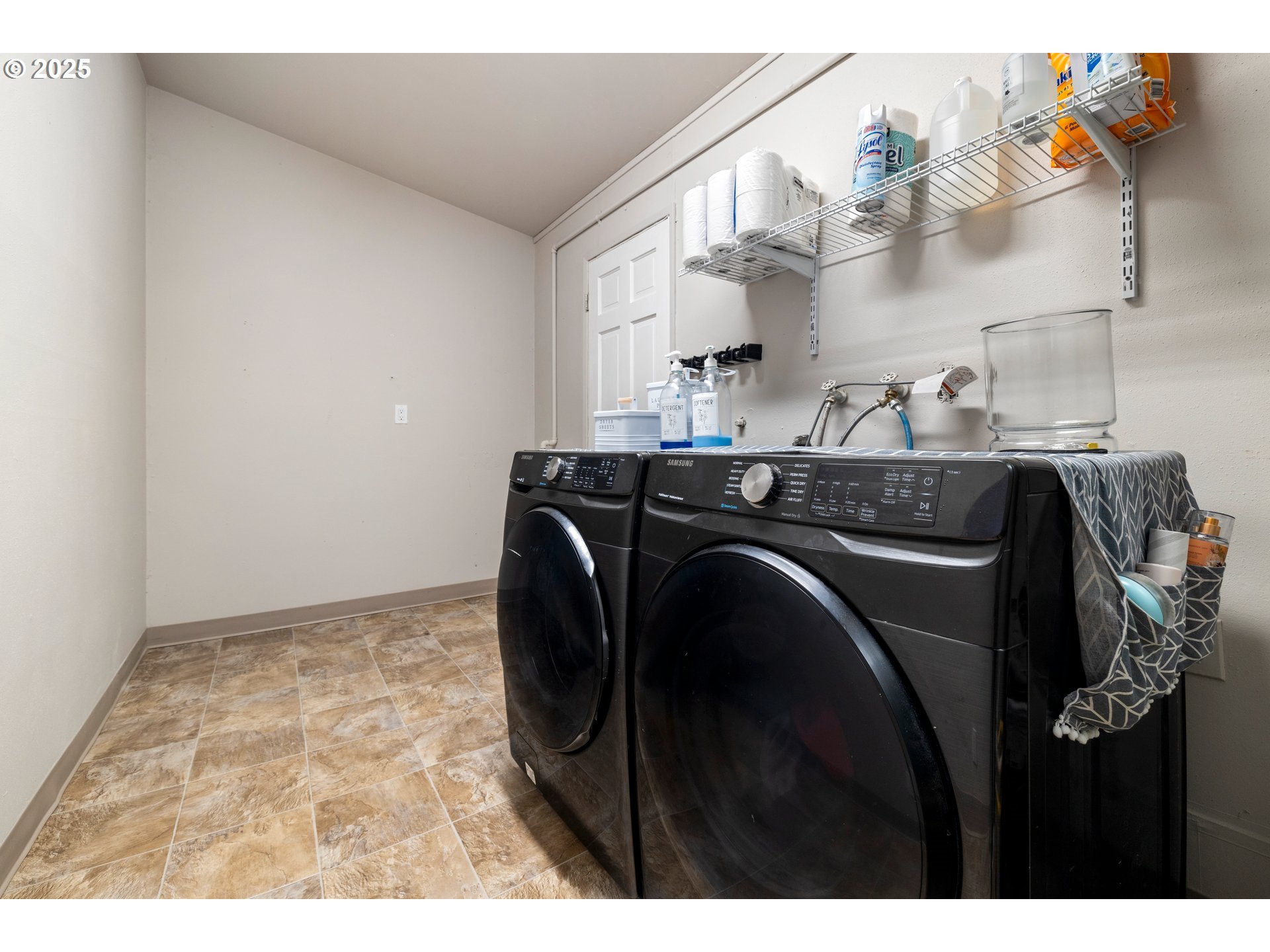 19983 WHITE CLOUD CIR