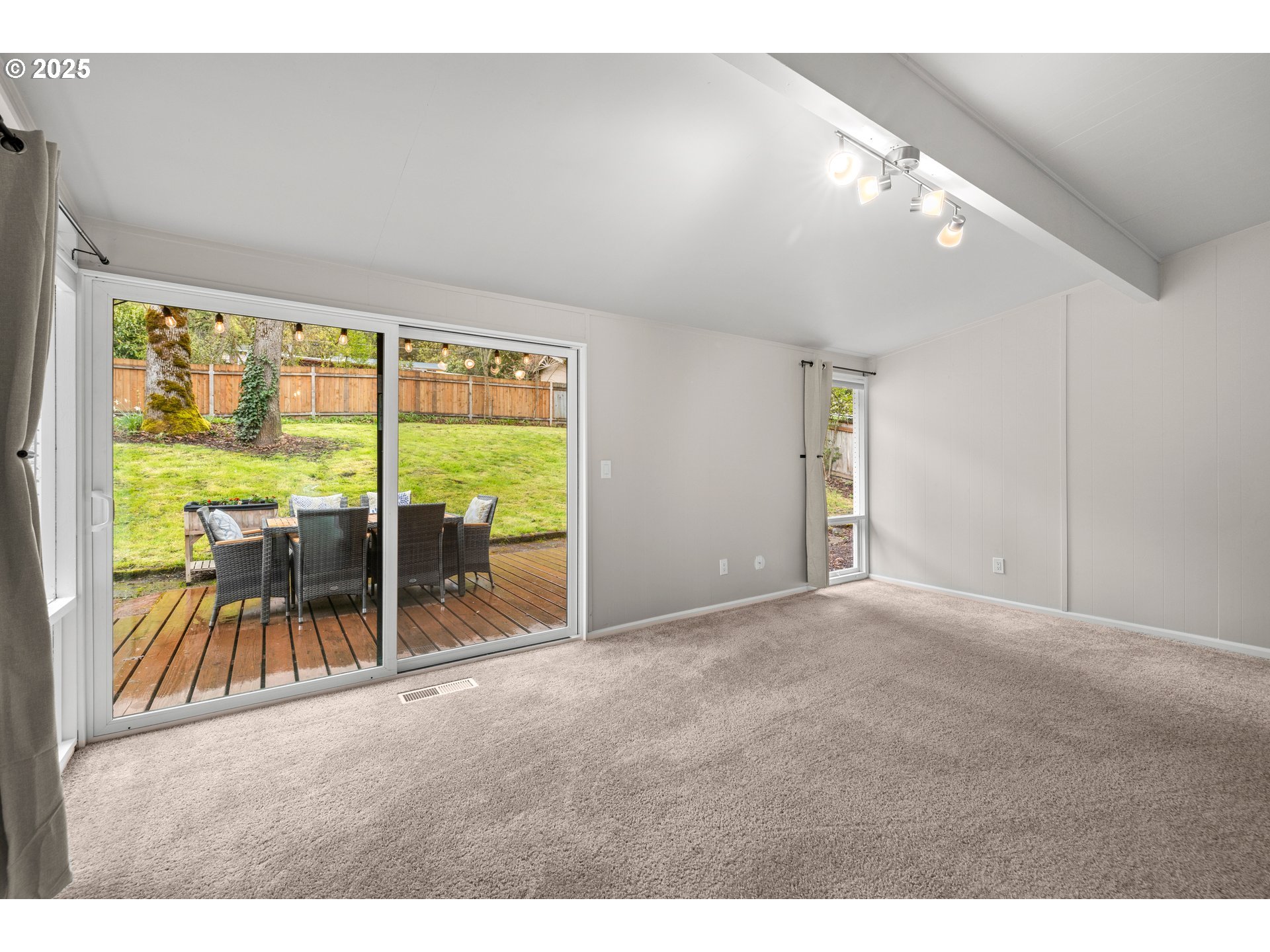 19983 WHITE CLOUD CIR