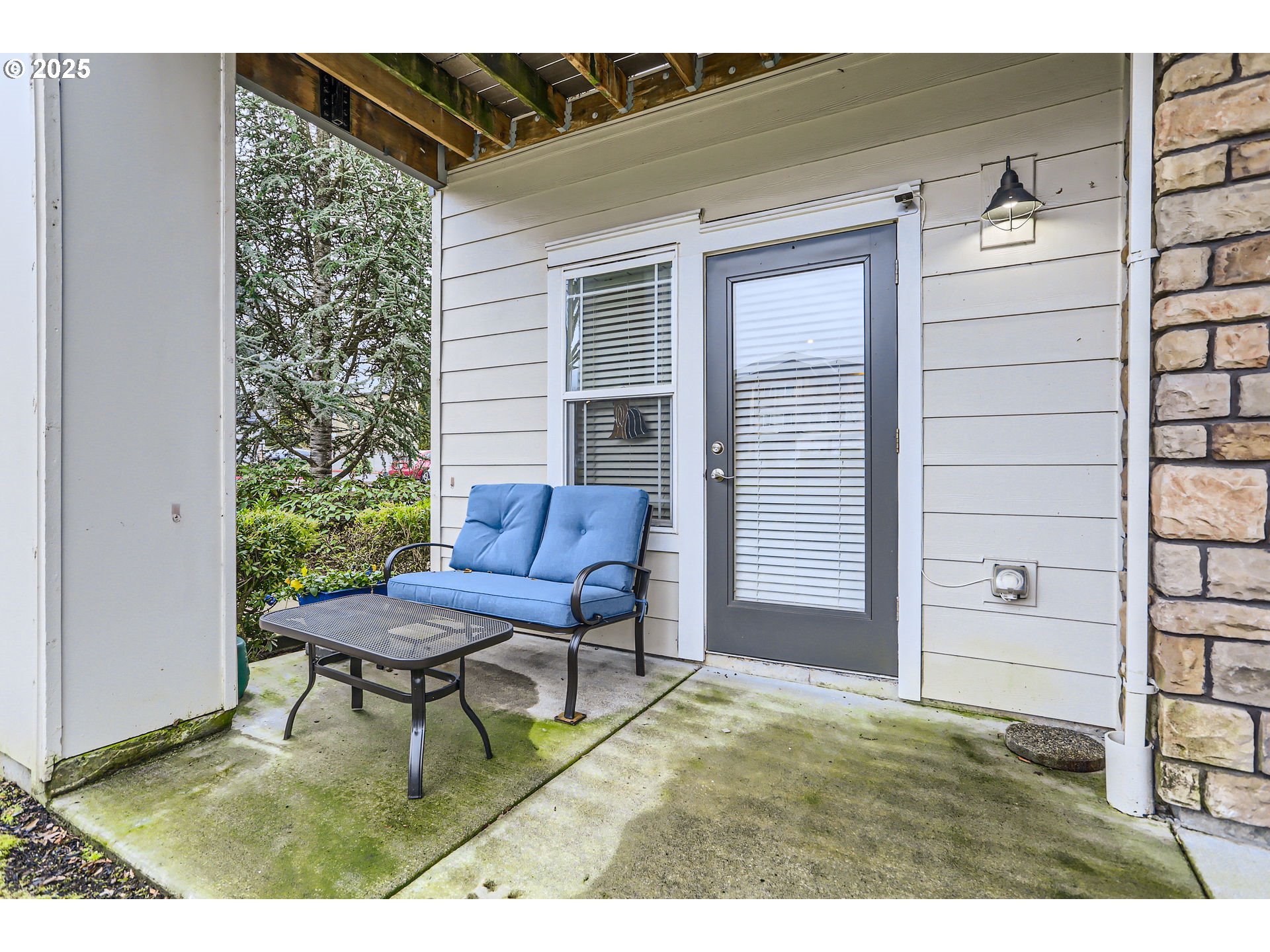 10675 NE RED WING WAY 102