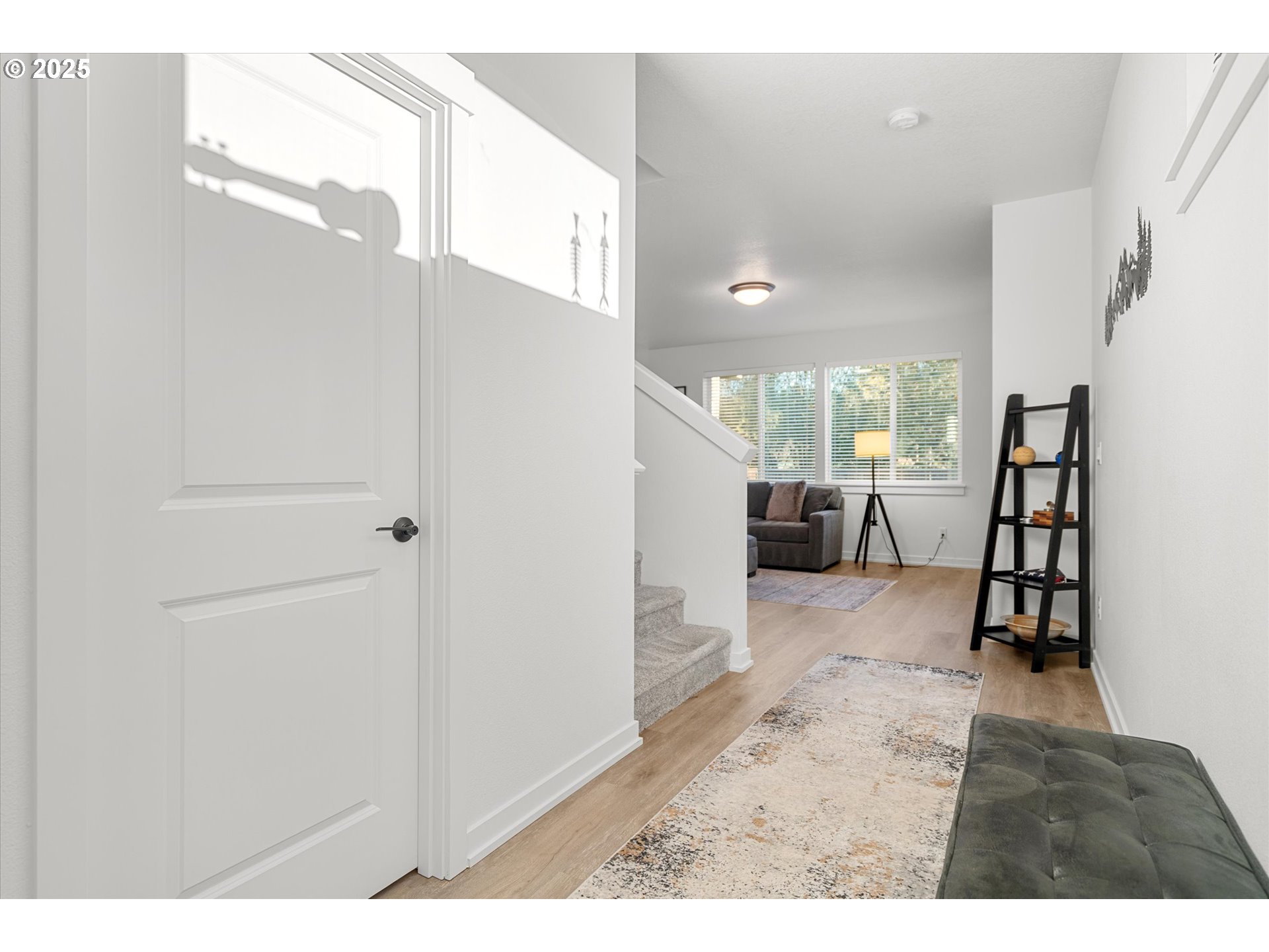 422 NE TIMBERLINE ST