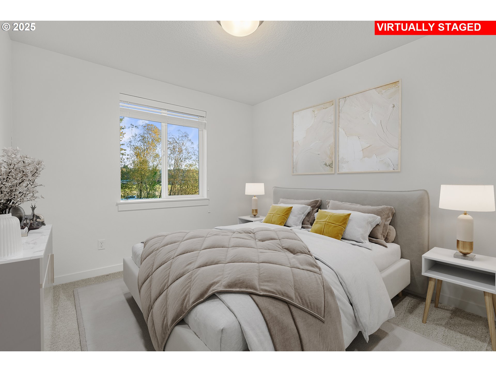 422 NE TIMBERLINE ST