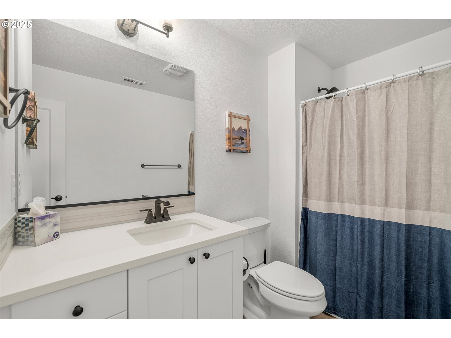 422 NE TIMBERLINE ST