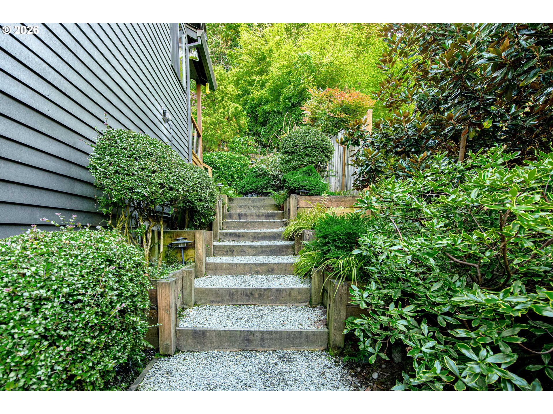 1322 GLENMORRIE DR