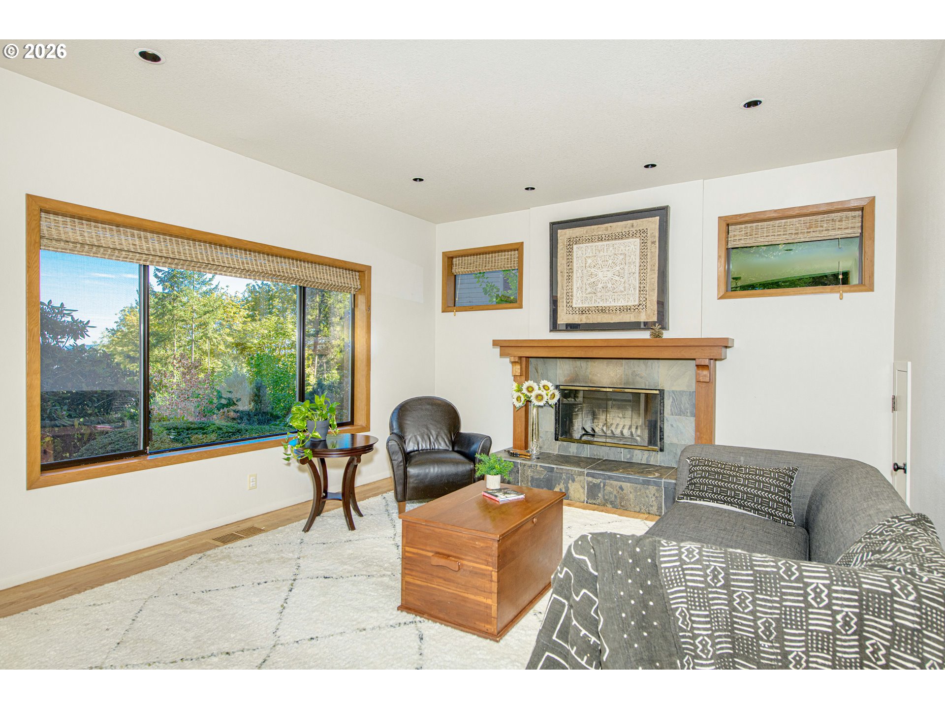 1322 GLENMORRIE DR