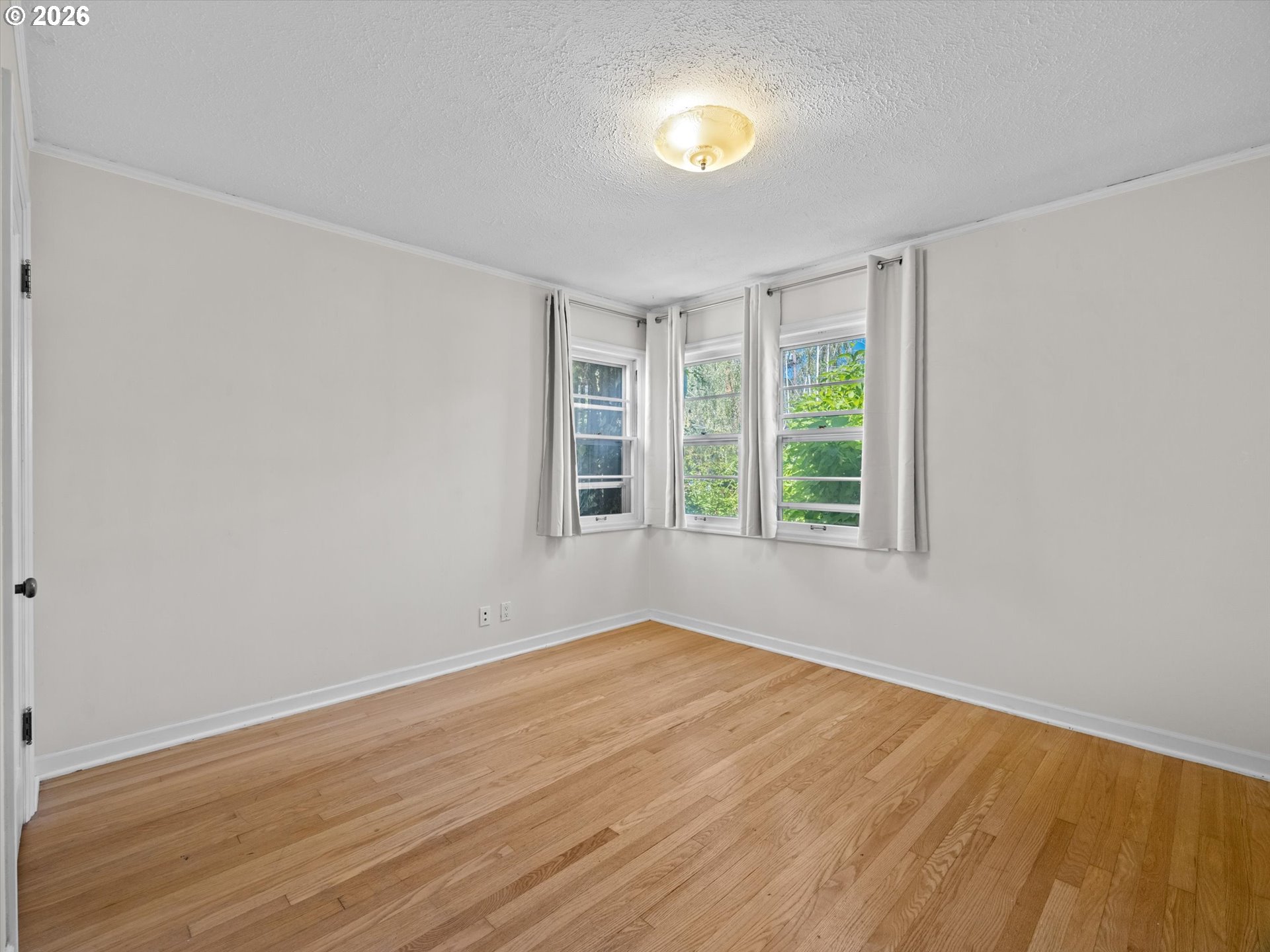 6144 N WILLAMETTE BLVD