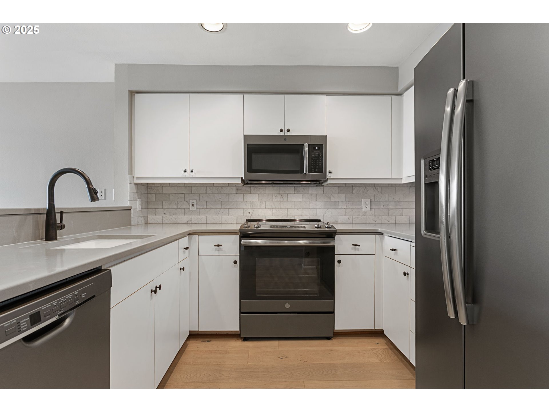 1718 NE 11TH AVE 409