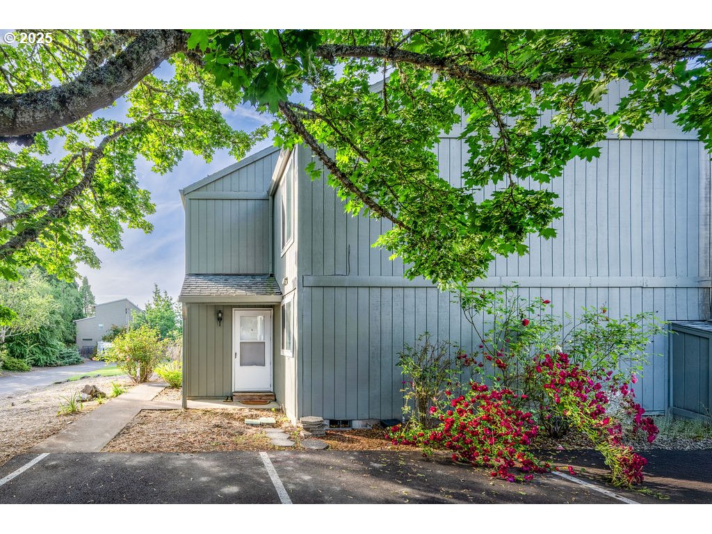 17536 SW BRITETREE CIR